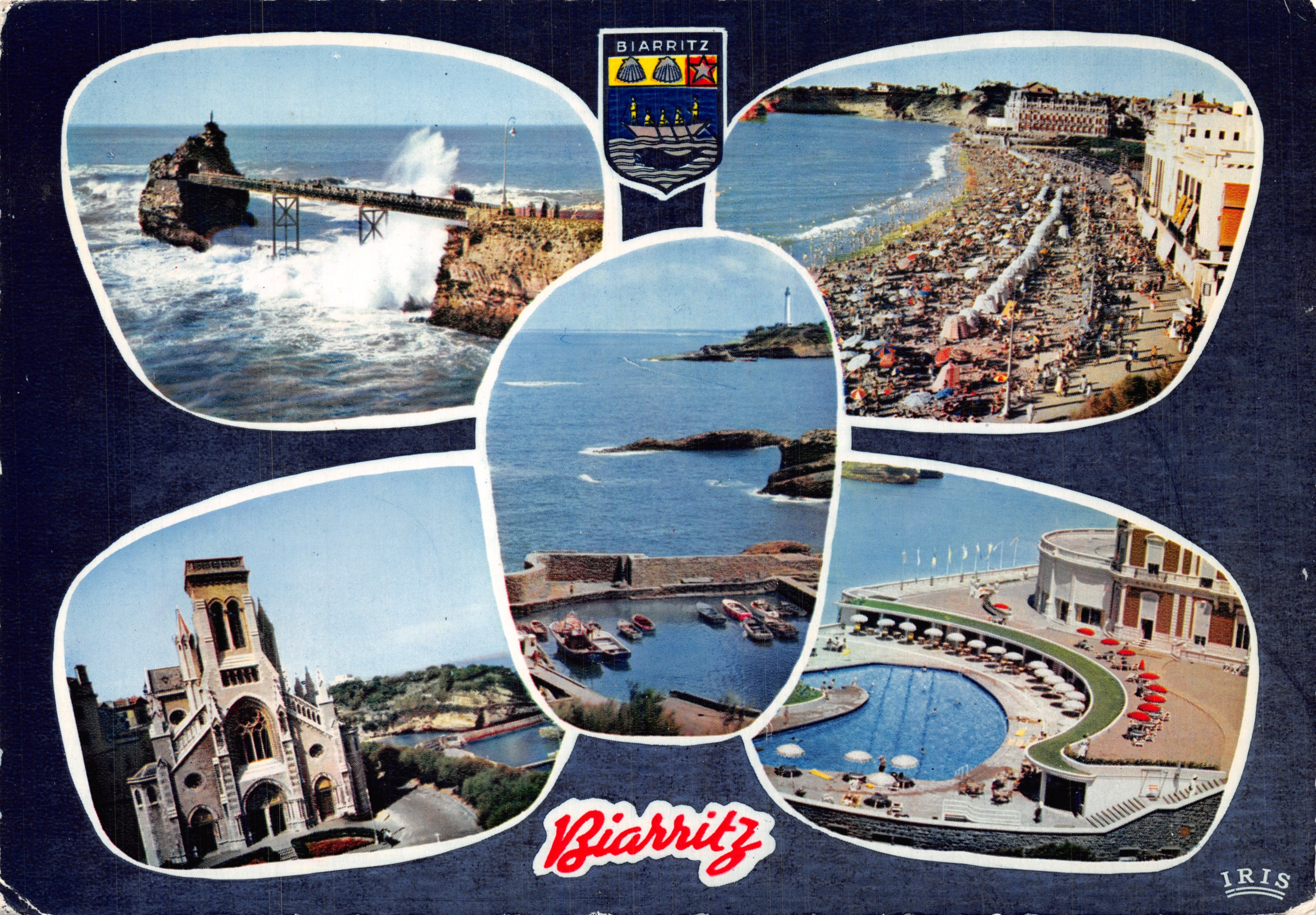 Biarritz — vue panoramique avec phare, plage, église et piscine — éditeur IRIS