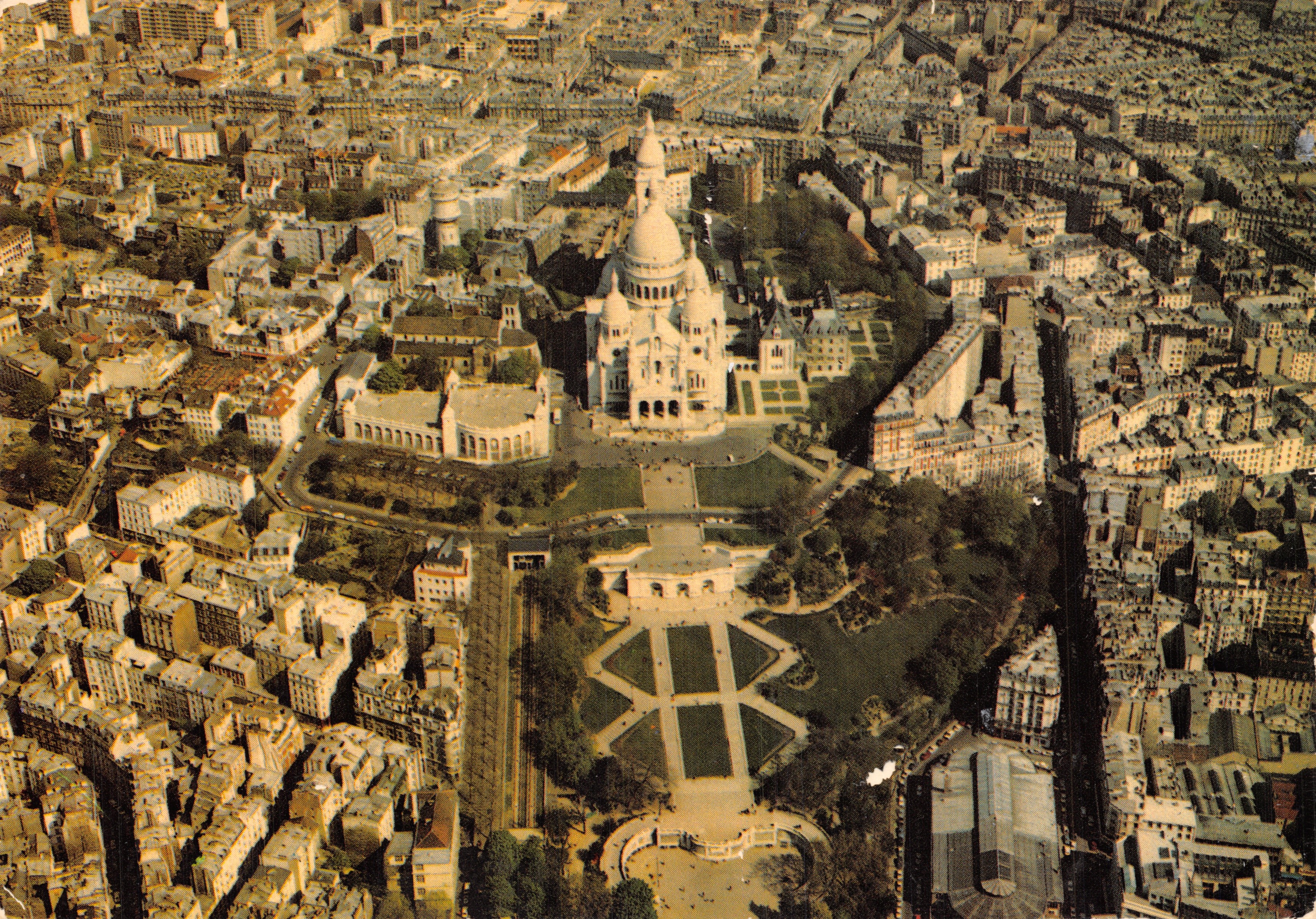 Vue aérienne du Sacré-Cœur — Basilique de Montmartre — éditeur LYNA PARIS