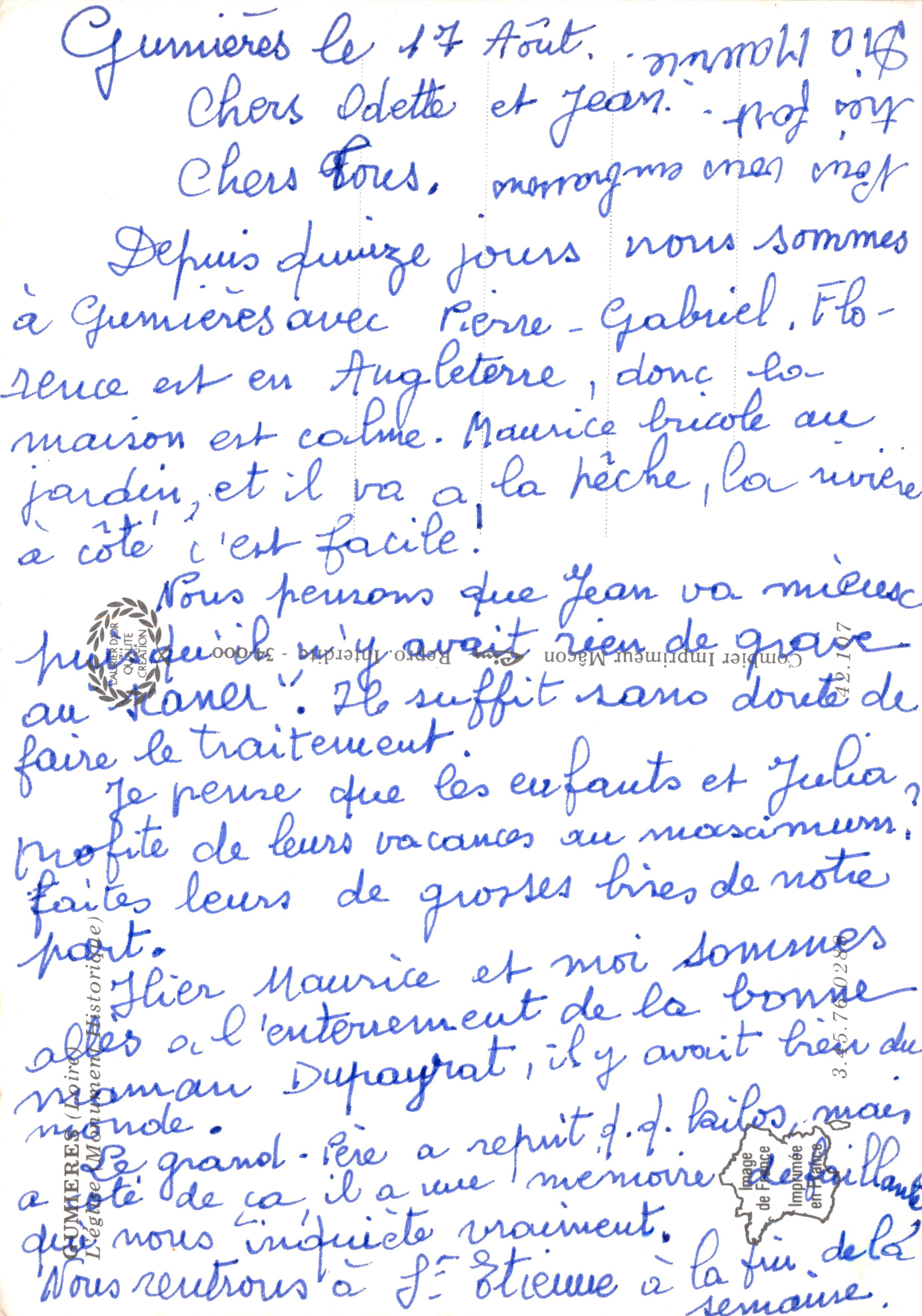 Chiesa Saint-Étienne di Gumières — torre campanaria con orologio e arco gotico — editore Cing — Verso