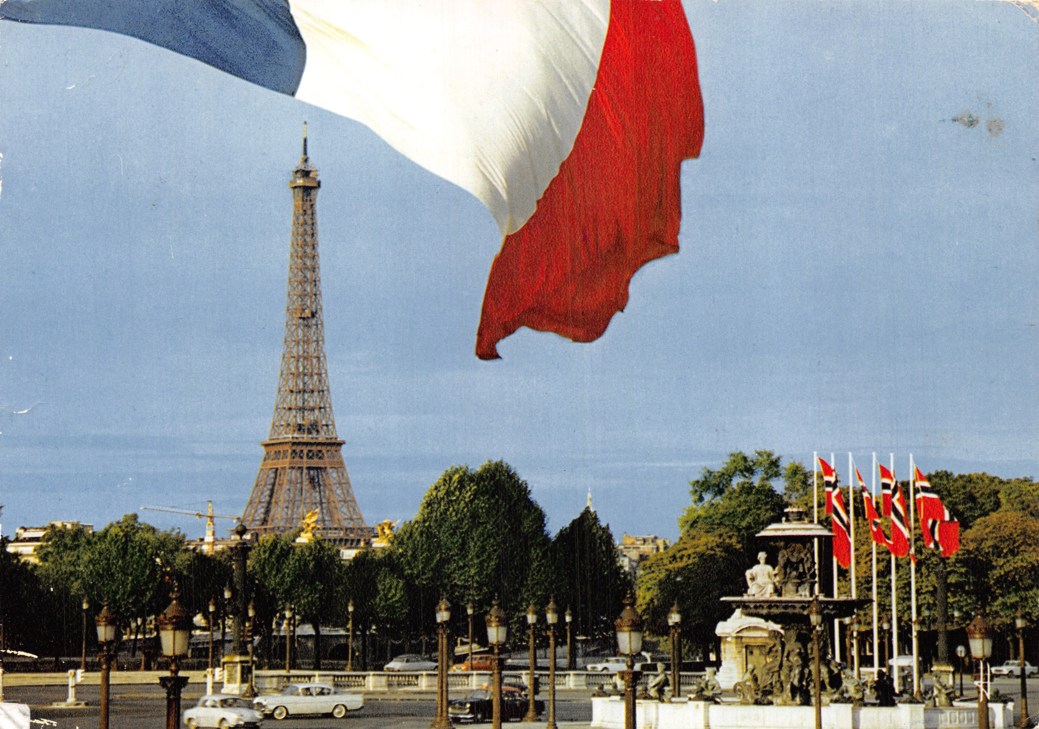 París — Place de la Concorde con la Torre Eiffel en segundo plano — editor Paris France