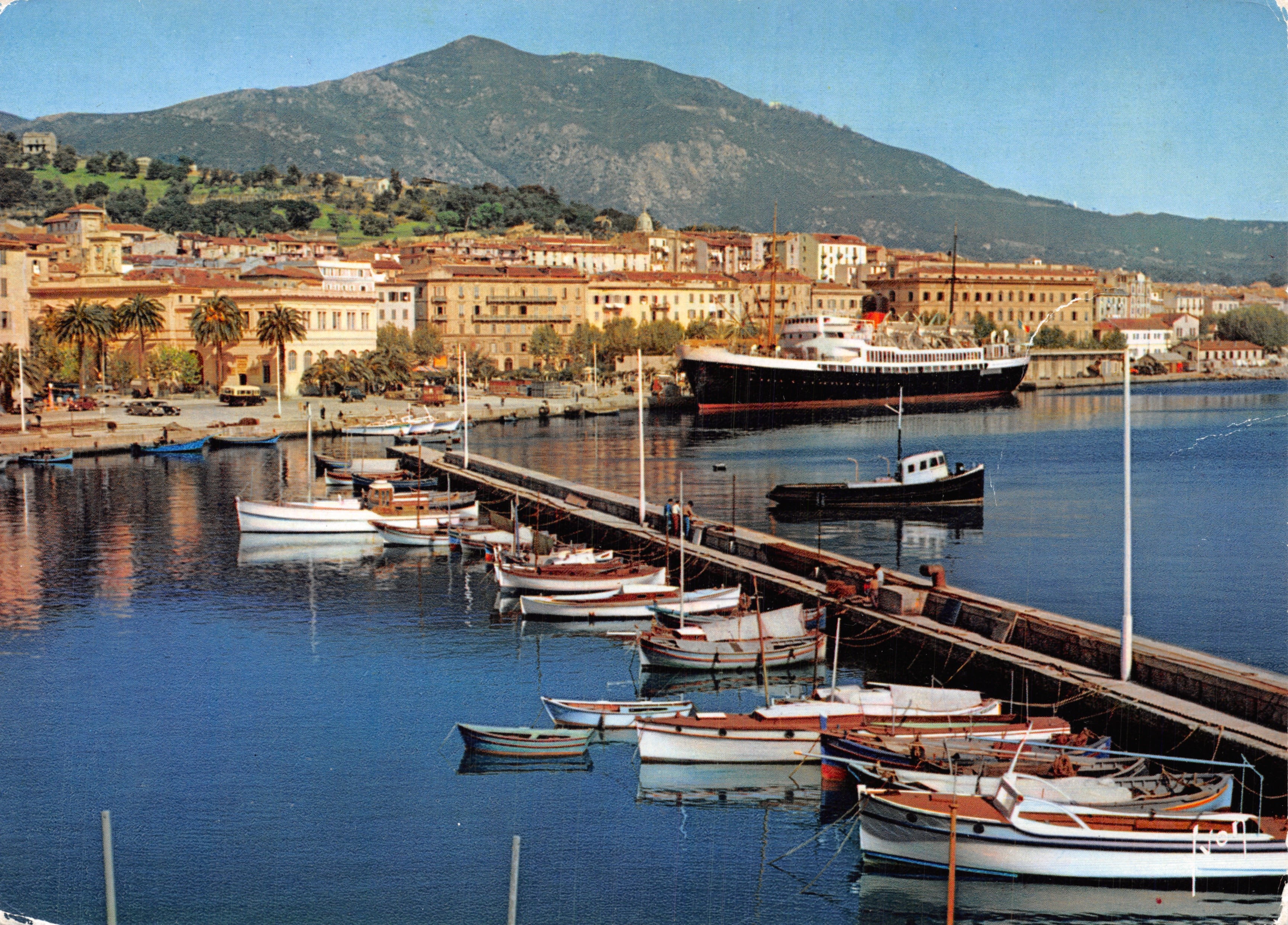 Ajaccio — Vista generale del porto — Éditions d'Art 'YVON', n° 61210