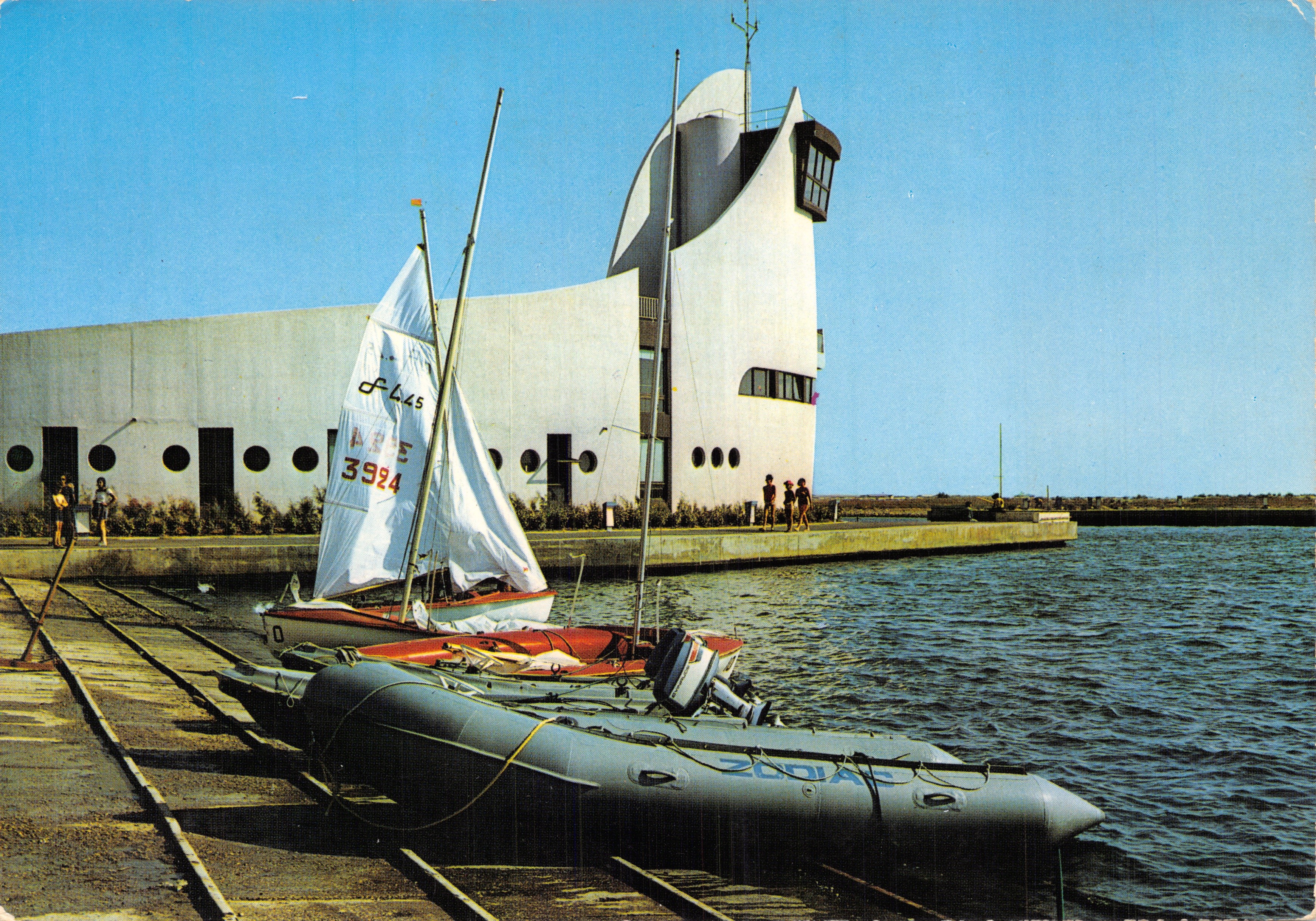 Port-Camargue — Le Grau du Roi — La Capitainerie — Editore Les Éditions Mar