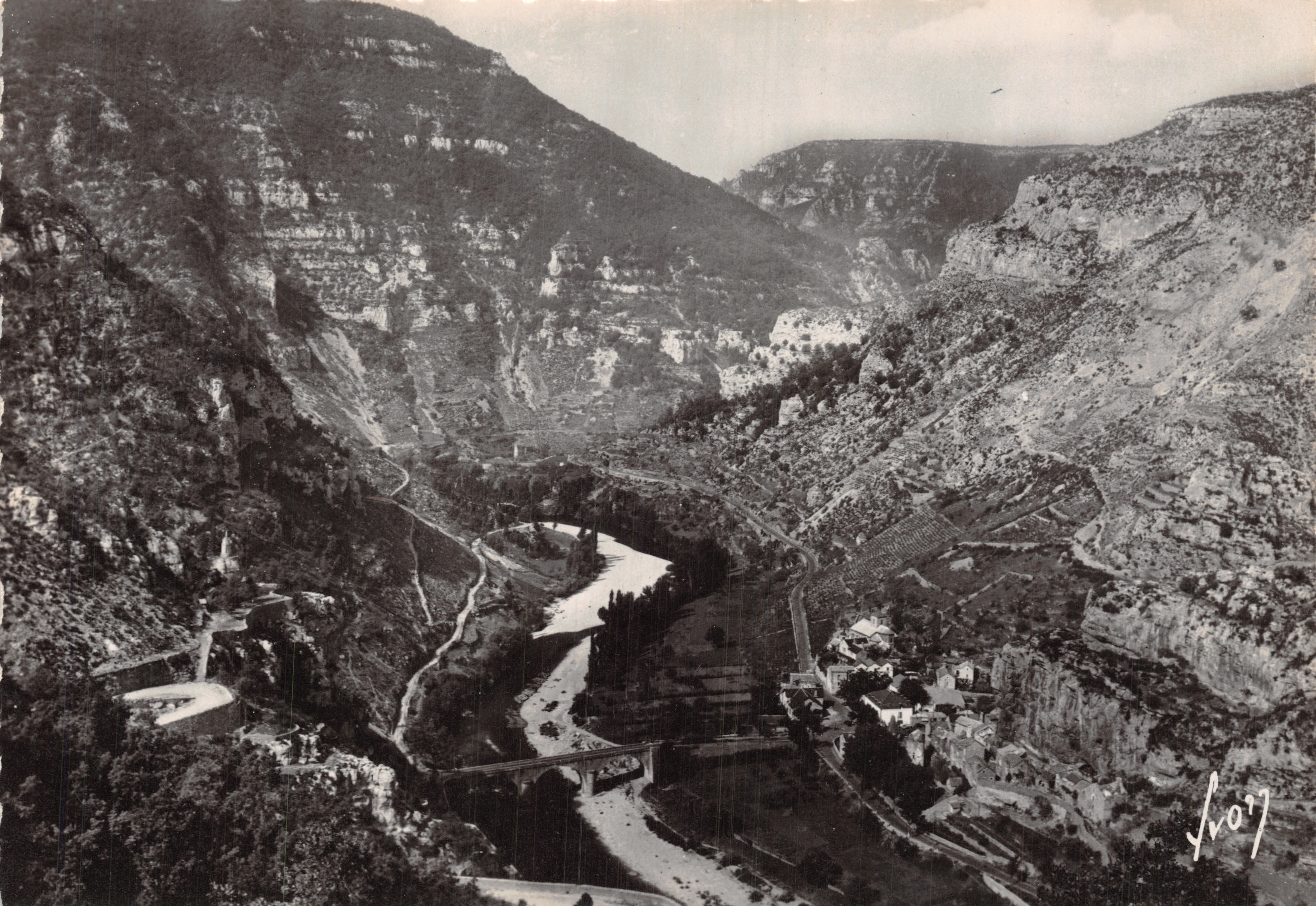 Gorges du Tarn — La Malène (Lozère) — Éditions d'Art WON, Paris