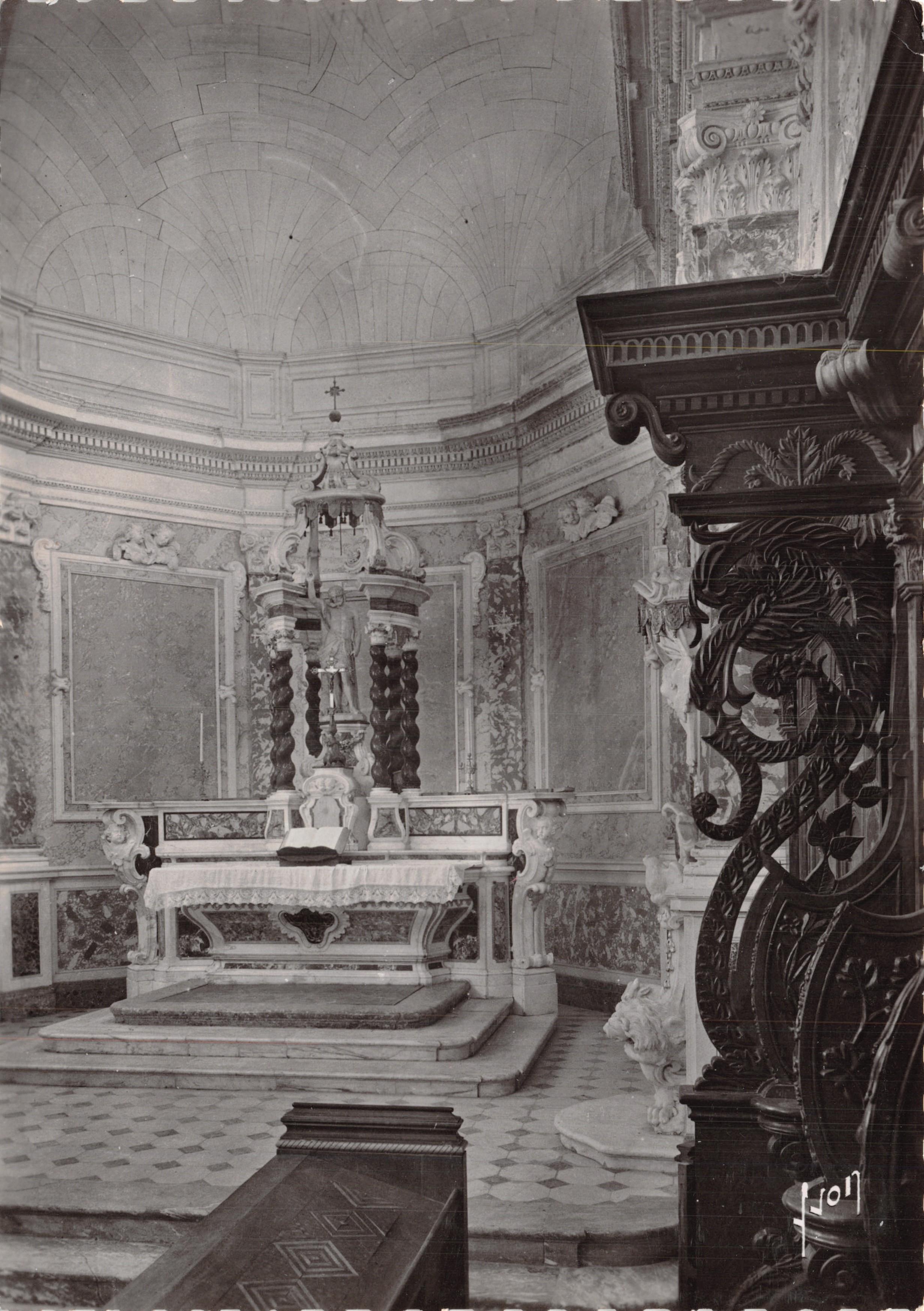 Chartreuse de Valbonne (Gard) — Il coro della Grande Chapelle — Éditions d'Art, Parigi