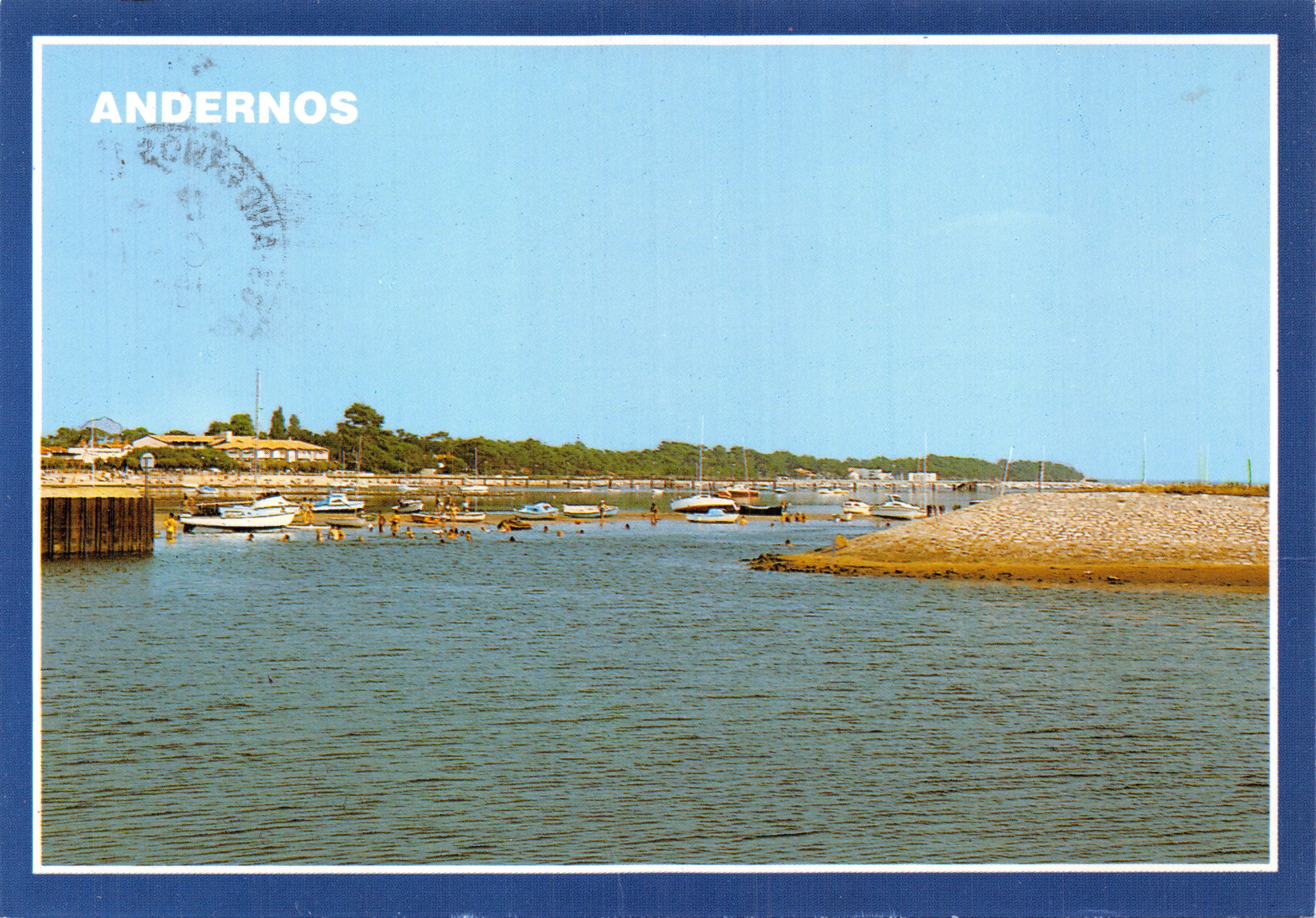 Andernos — vista del puerto con barcos y bañistas — Éditions Cely
