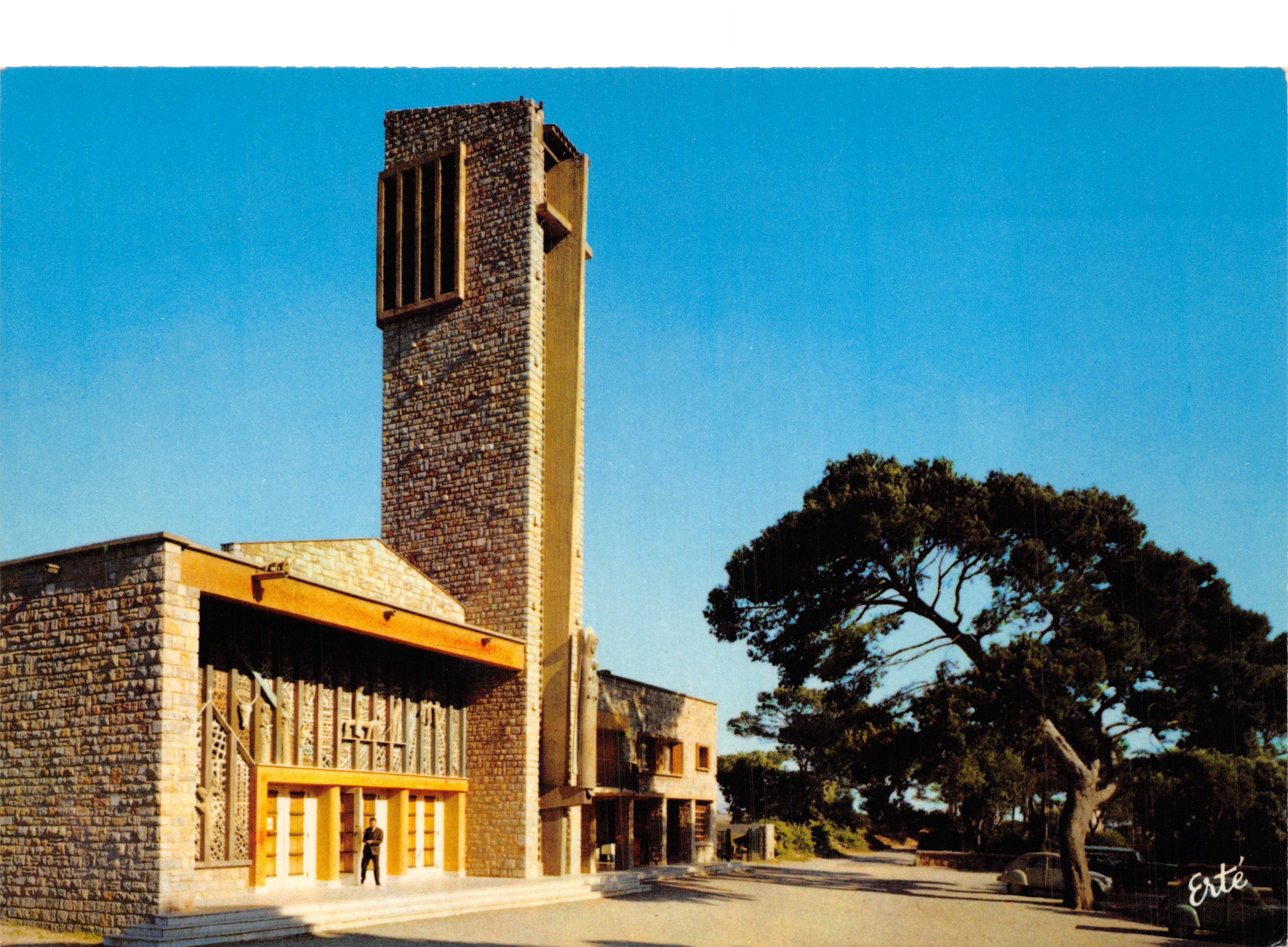 Hyrères-Les-Palmiers — Santuario di Notre-Dame de Consolation — Editore: Éditions Arts Graphiques, Toulon (Var)