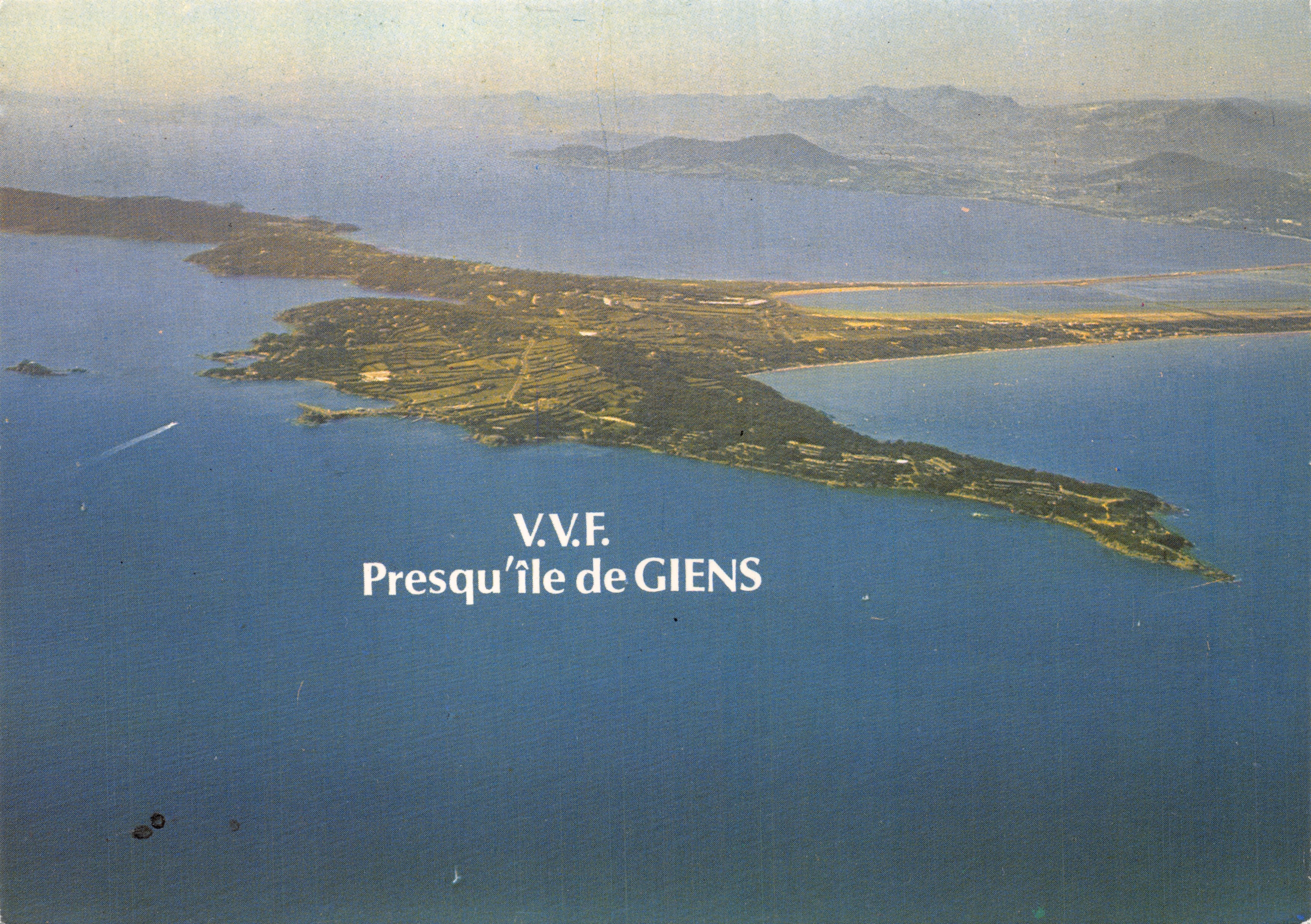 Presqu'île de Giens — luchtfoto — V.V.F. Drukker in Giens