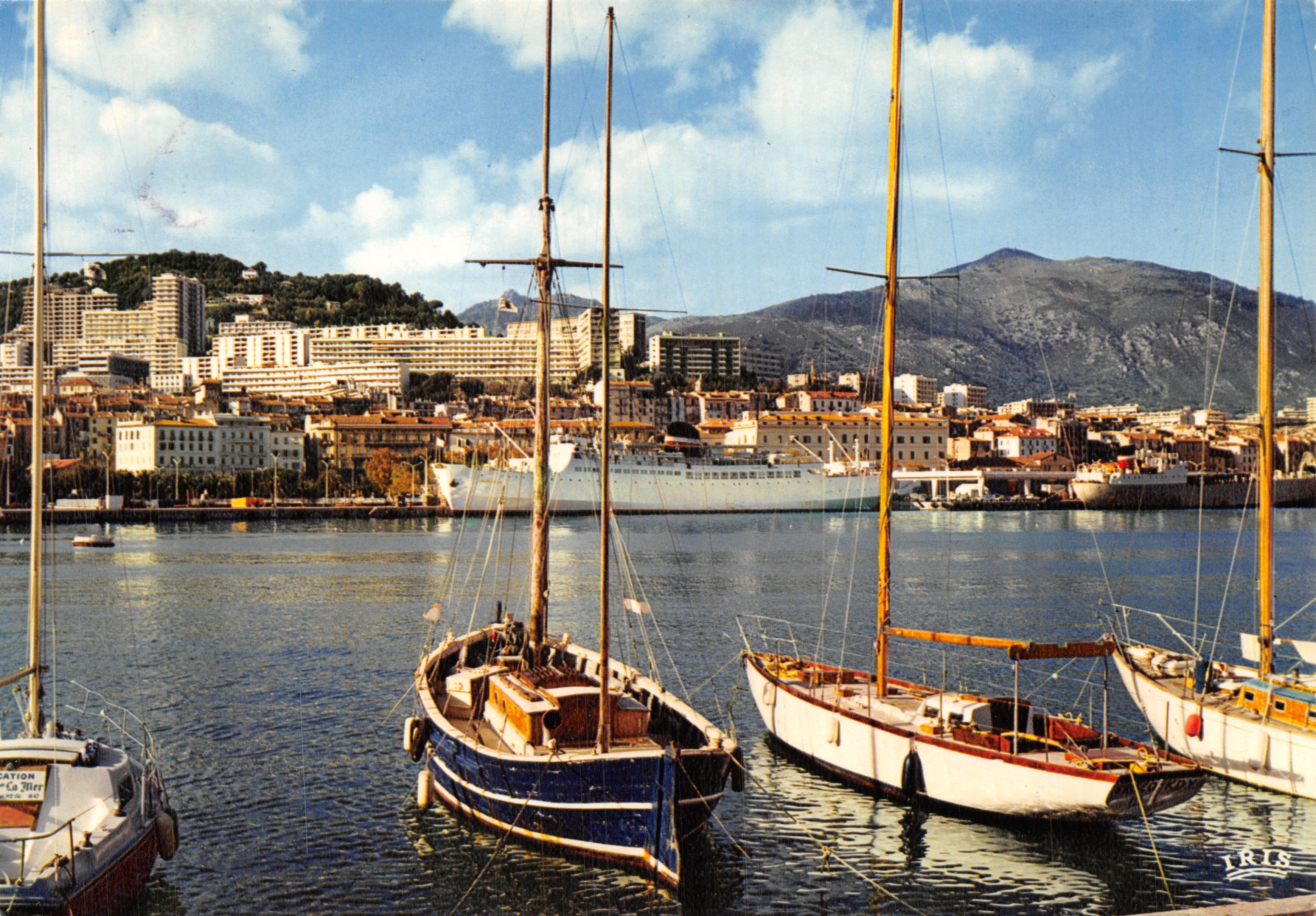 Vista del Puerto y la Ciudad — El « Napoléon » en el muelle — Ediciones 'La Cigogne' n°20.999.325