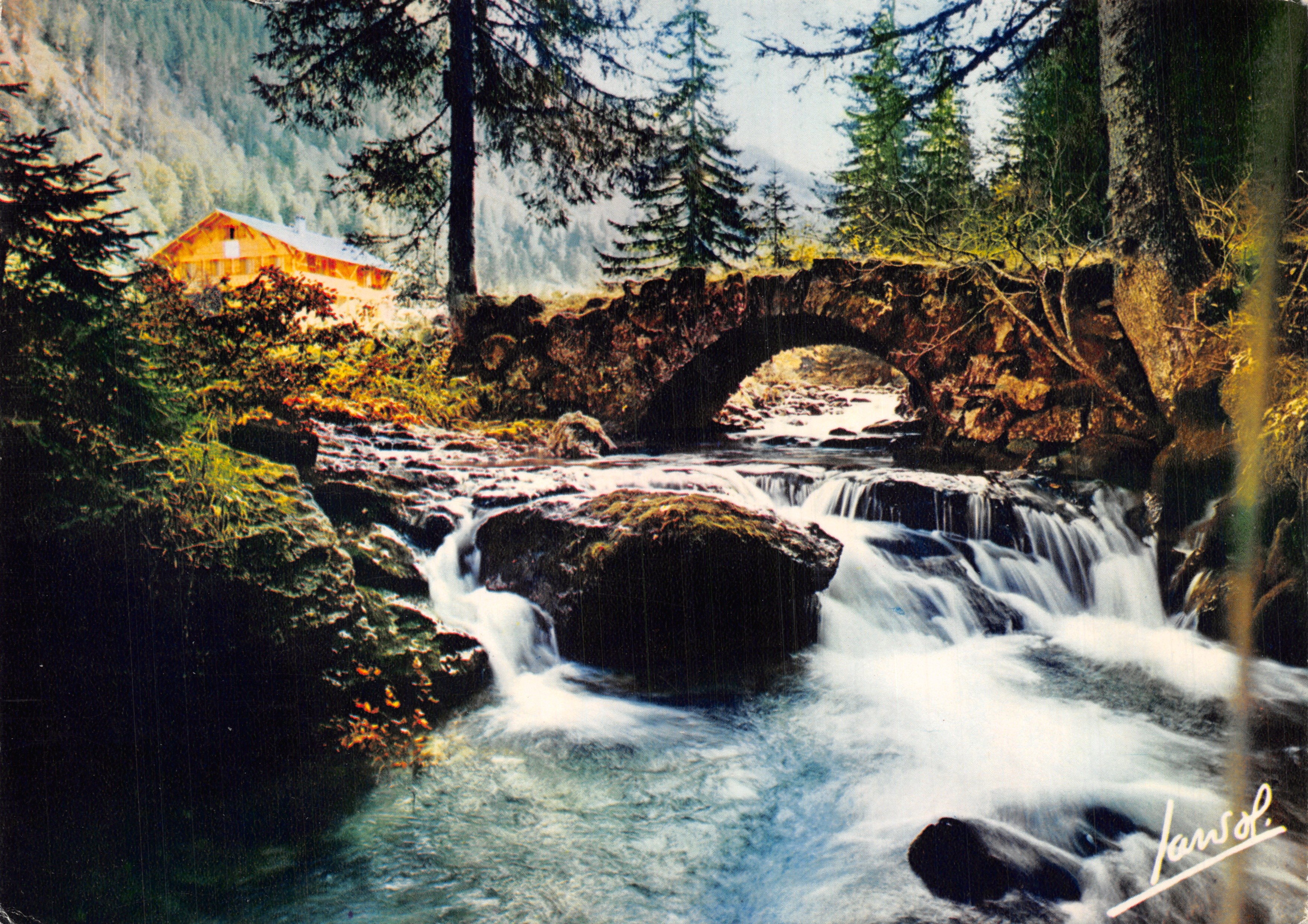 Paysage alpin — pont en pierre et cabane au bord d'un torrent — éditeur Morzine