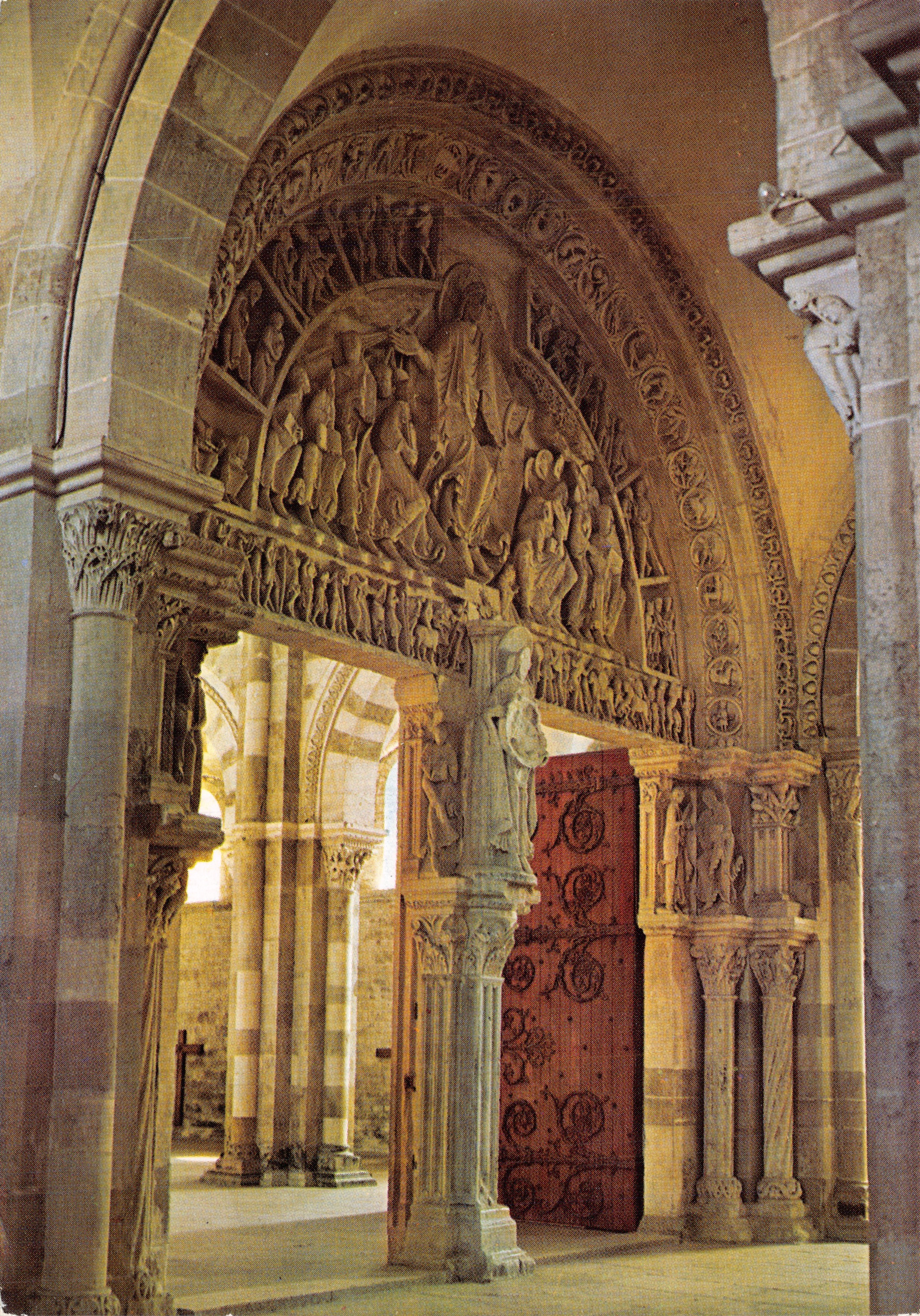 Vézelay — Tympans de la Basilique Sainte-Madeleine — Éditions LYS
