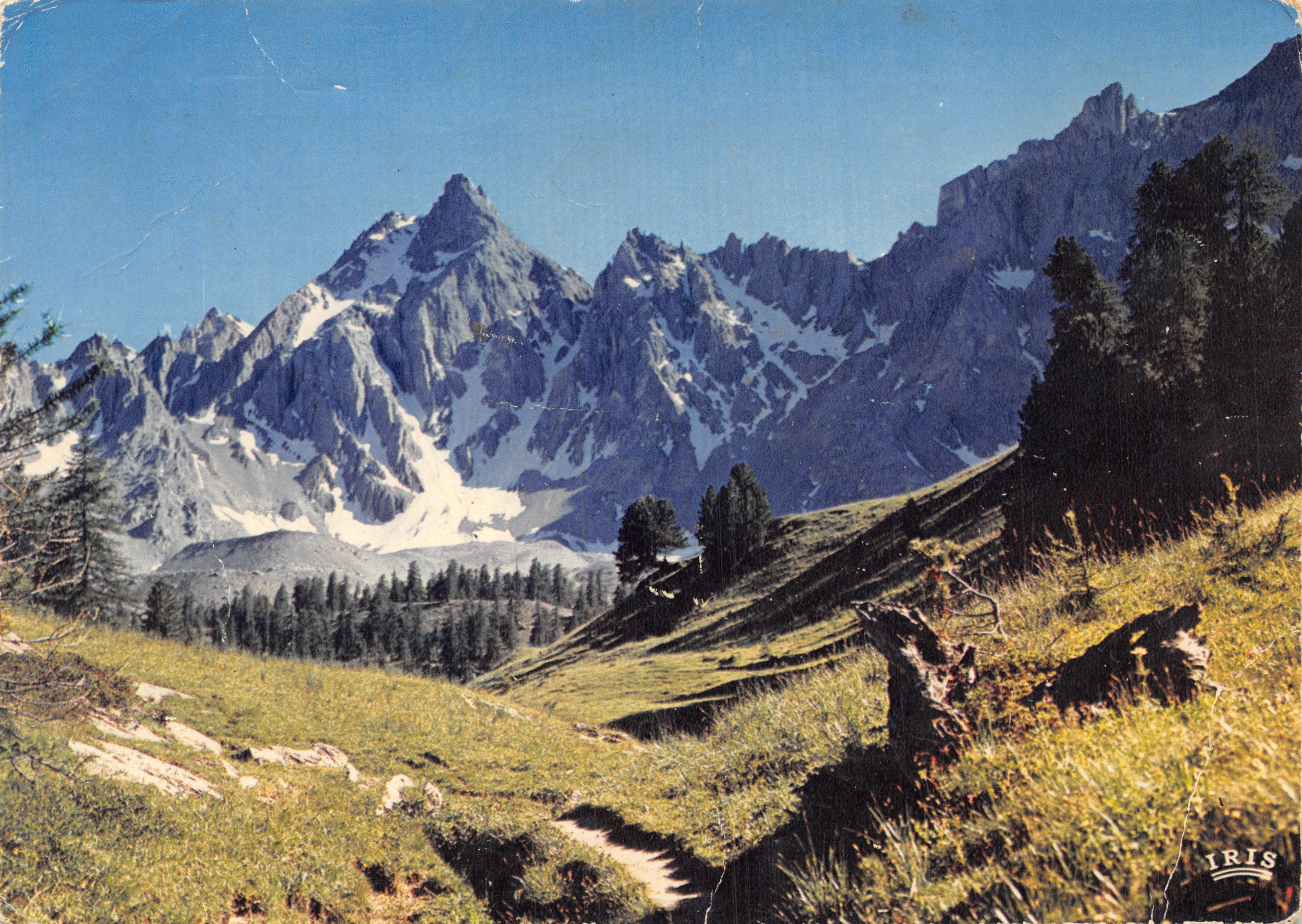 Vue des Prés Sebeyrand — le Pic des Heuvières — éditeur IRIS