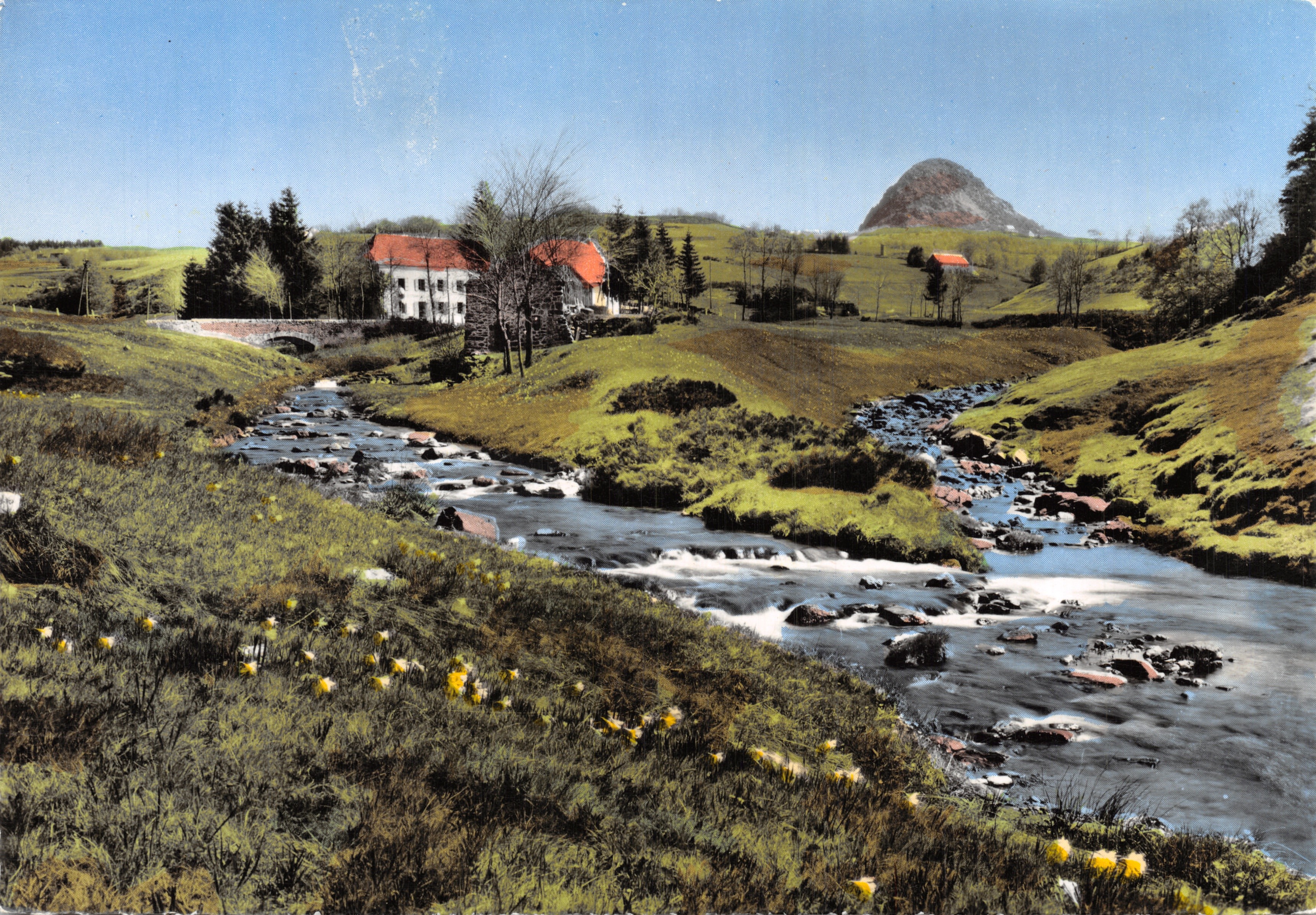 The Loire and its first tributary — Mont Gerbier de Jonc (1.551 m.) — Editions J. Cellard