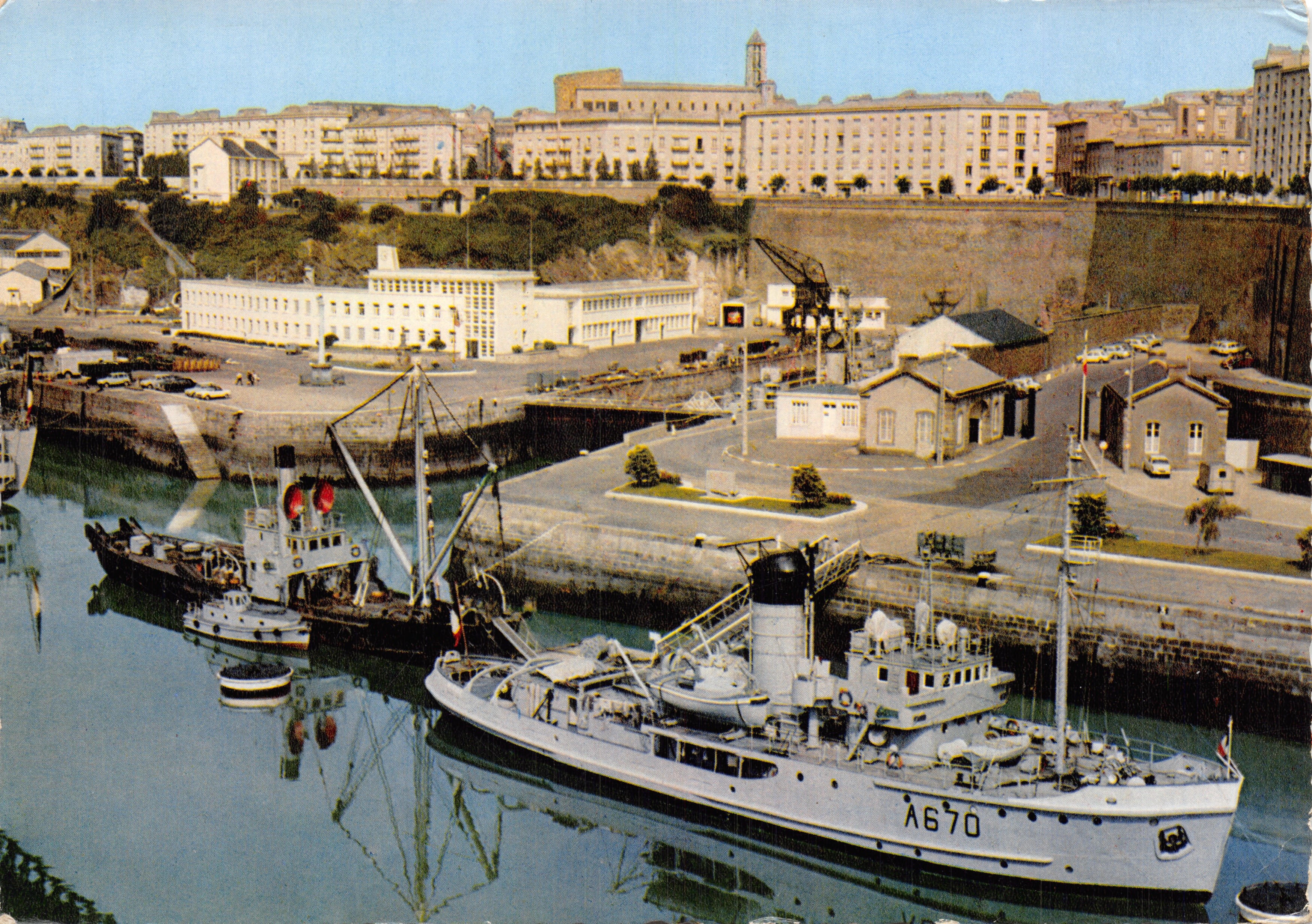 Brest (29. Finistère) — Puerto militar — Editor Combier