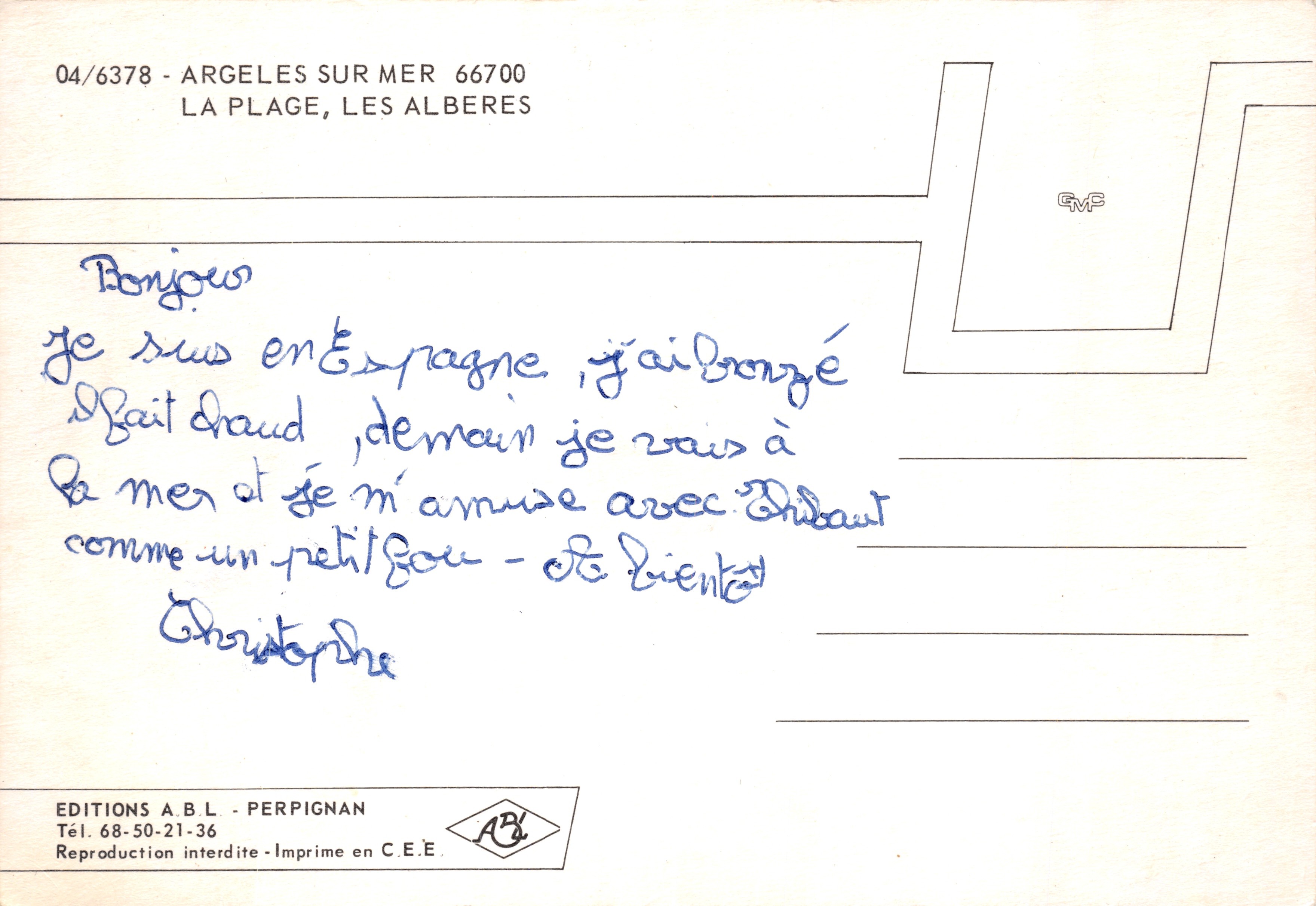 Strand van Argeles-sur-Mer — levendige view met bergen in de achtergrond — Éditions A.B.L. n° 04/6378 — Achterkant