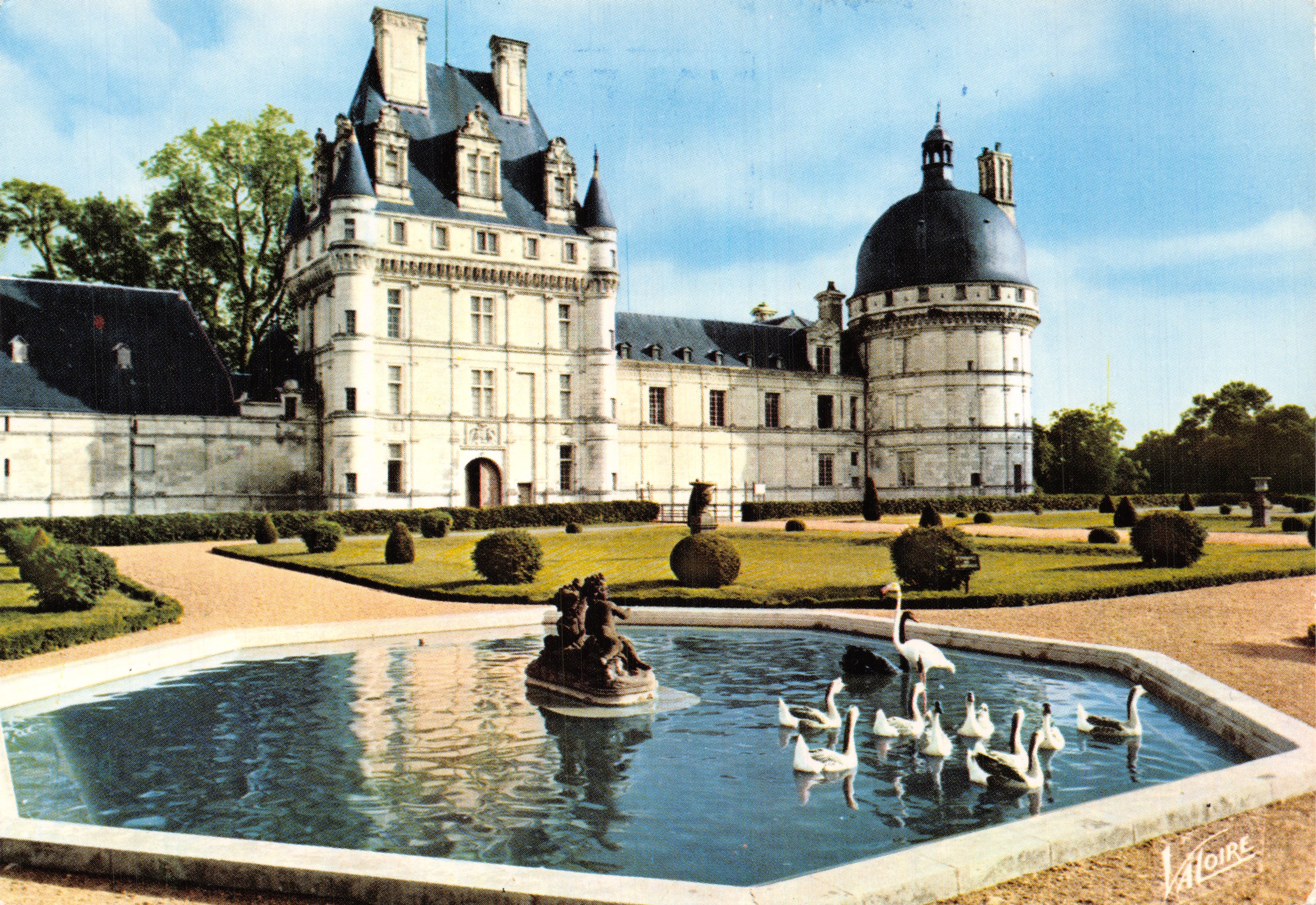 Kasteel van Valençay — noordelijke gevel en toren — Éditions Valoire