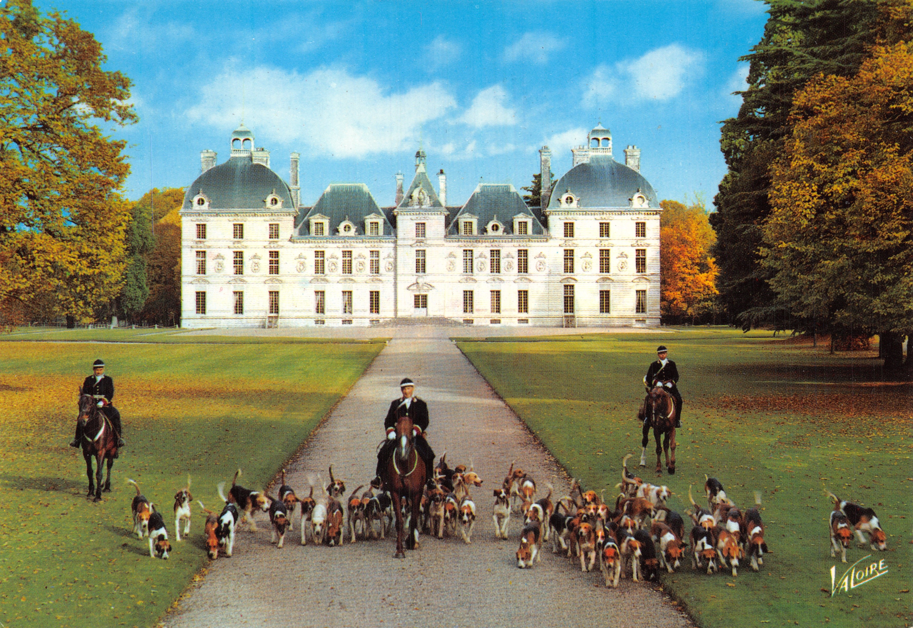 Cheverny — Castle and pack of hounds in the 17th century — Éditions VALOIRE