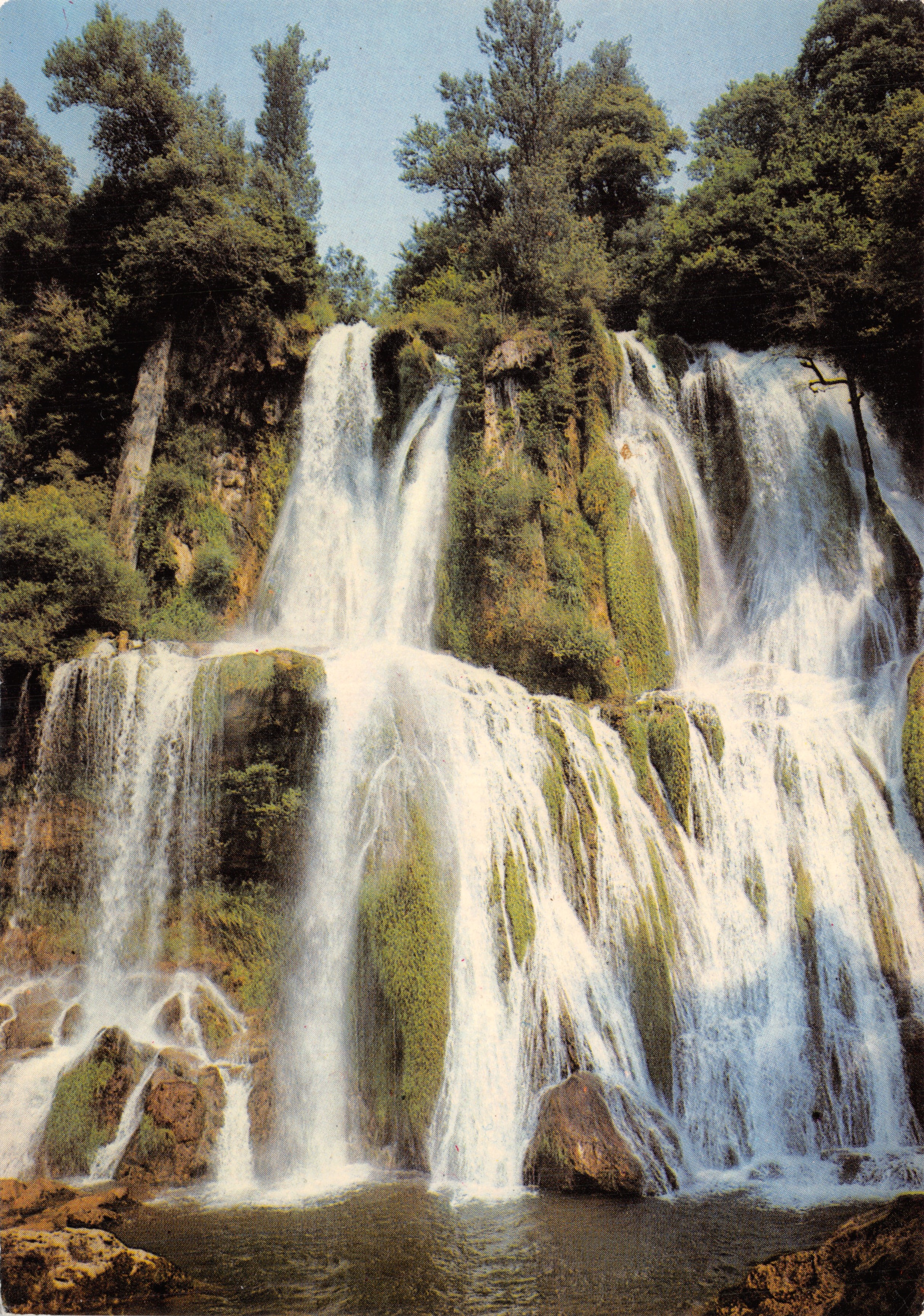 De waterval van Glandieu — 40 meter hoge waterval — uitgever J. CELLARD, N.53162