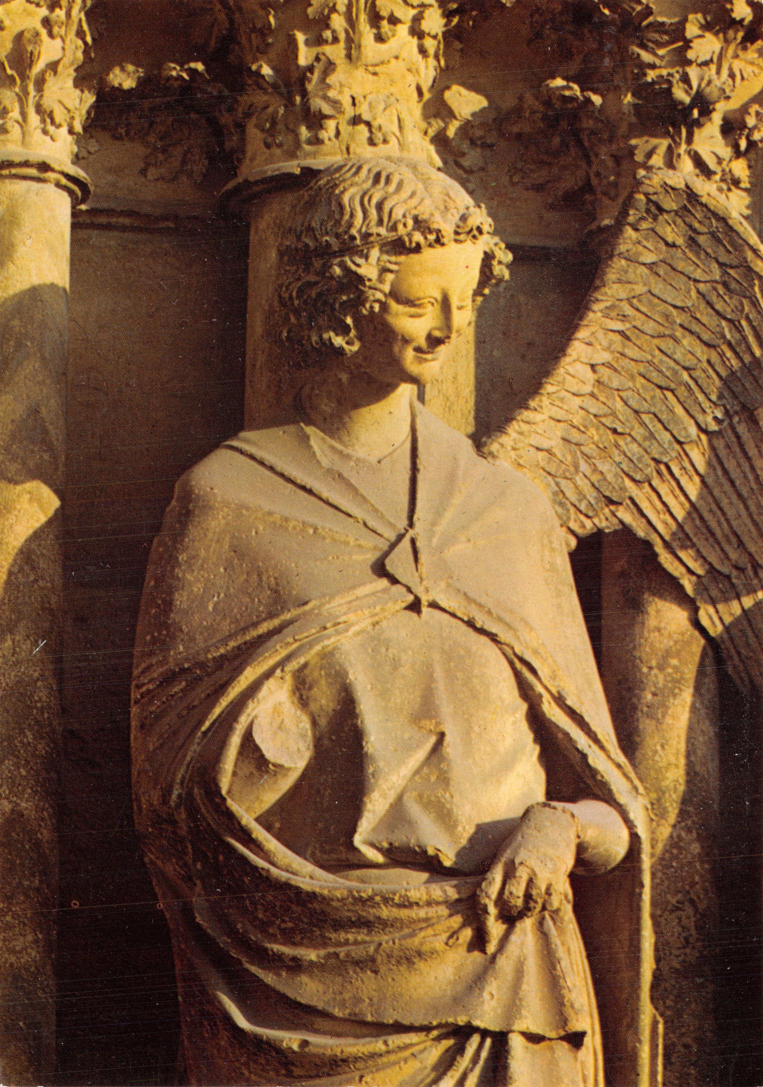 Cathédrale de Reims — Ange Gabriel — Éditions Moisenay-le-Petit