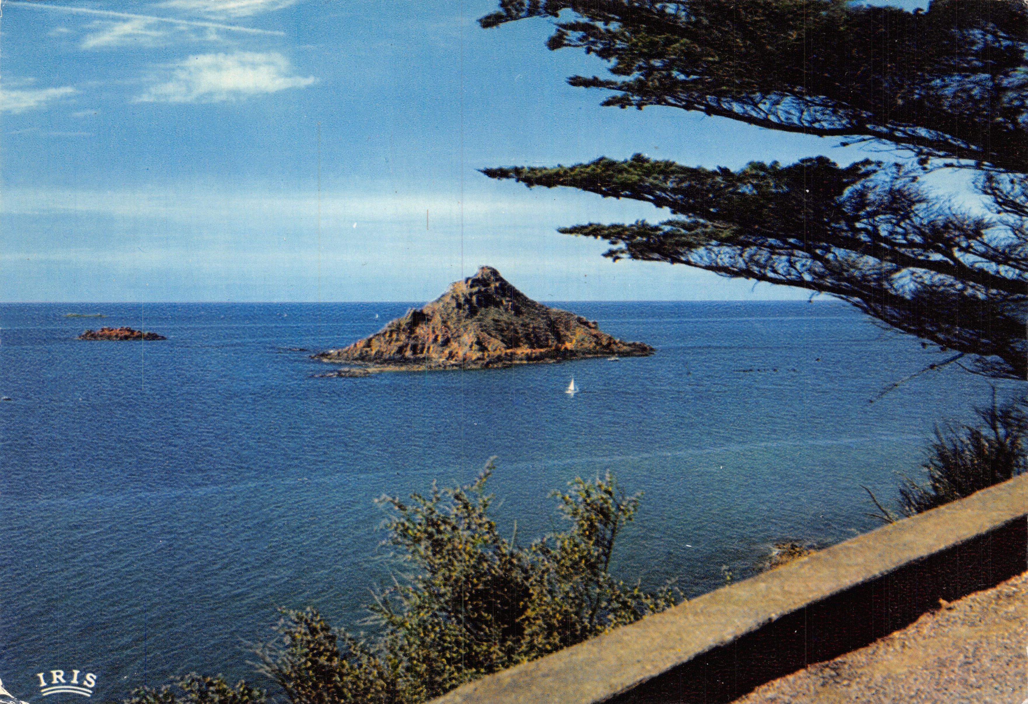 Insel Sein — Aussicht von Le Verdelet — Verlag IRIS
