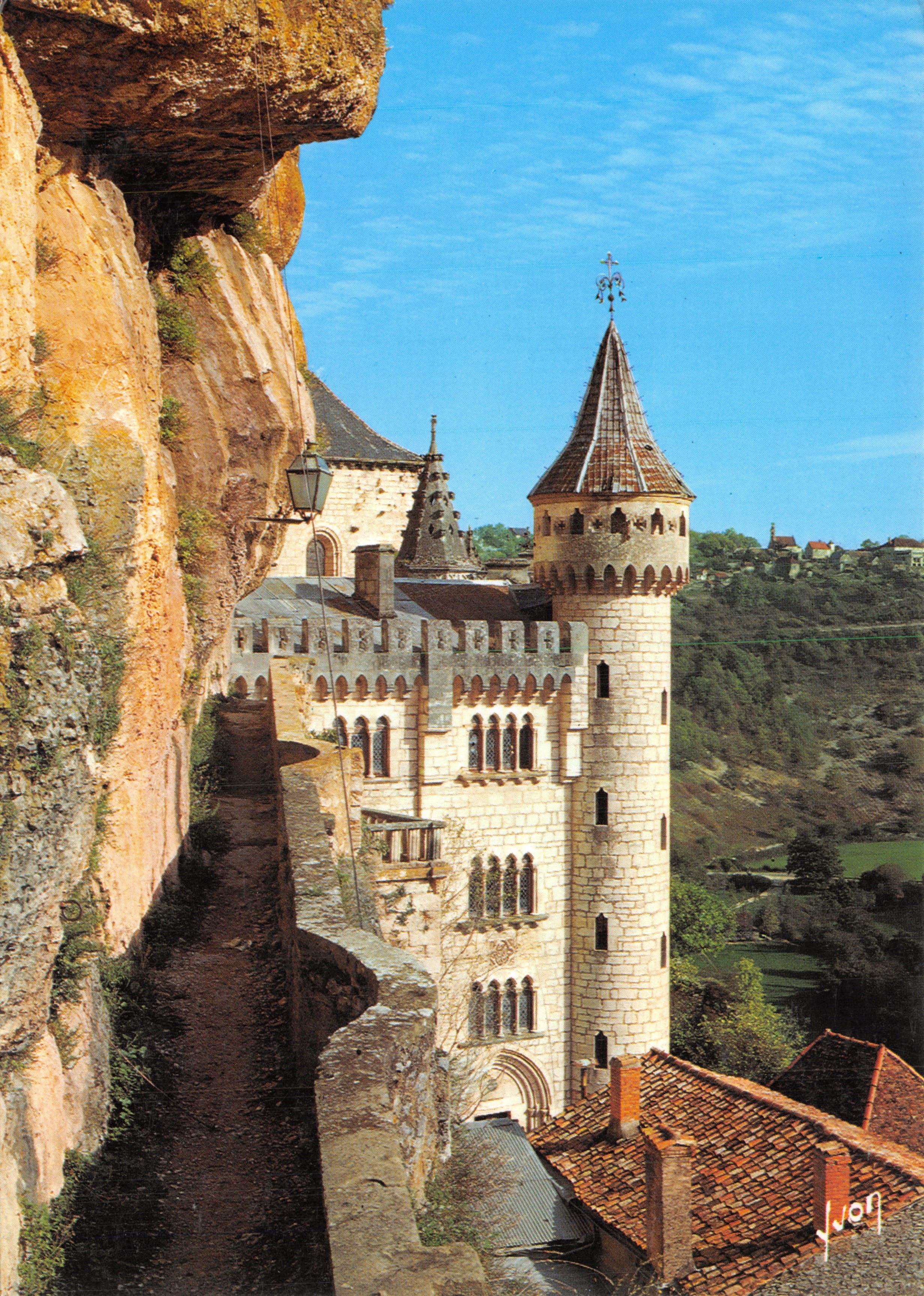 Château de Rocamadour — vue du chemin de ronde — Éditions d'art Yvon