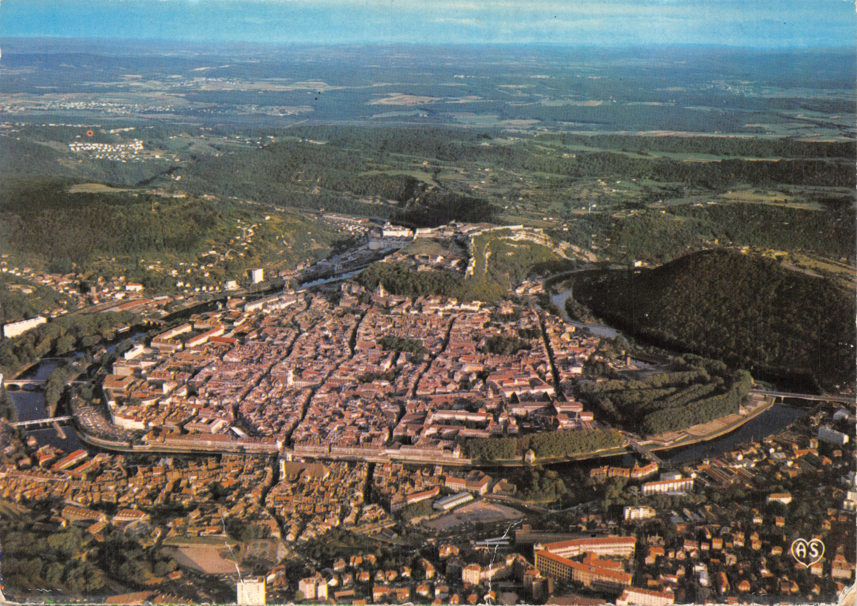 Besançon — vue aérienne panoramique — Éditions AS