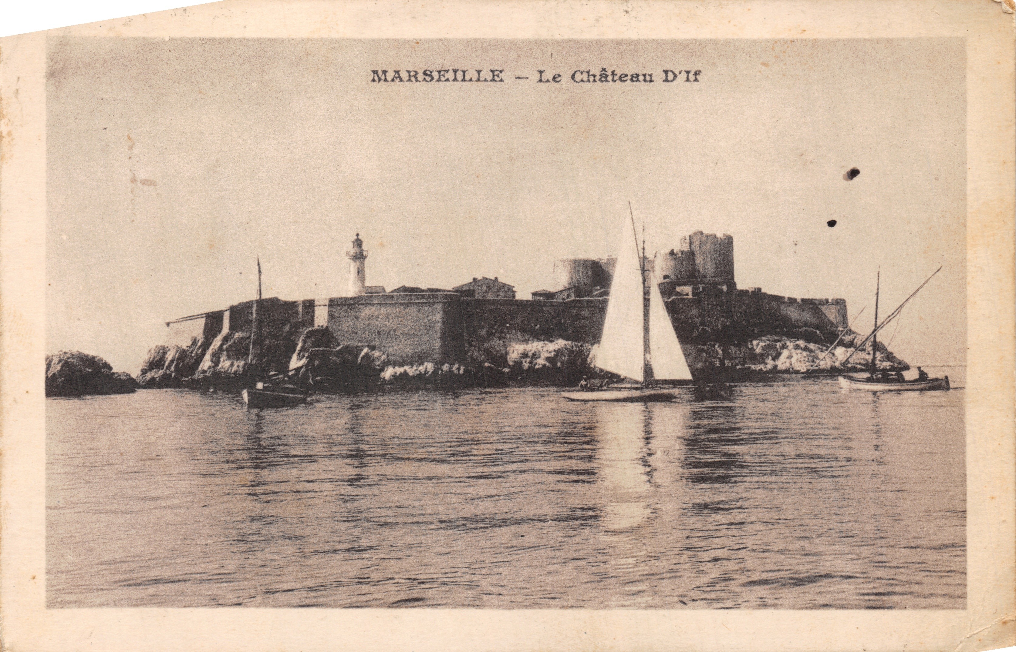 Marseille — Le Château D'If — éditeur IMPRIMÉ SUR LA CARTE