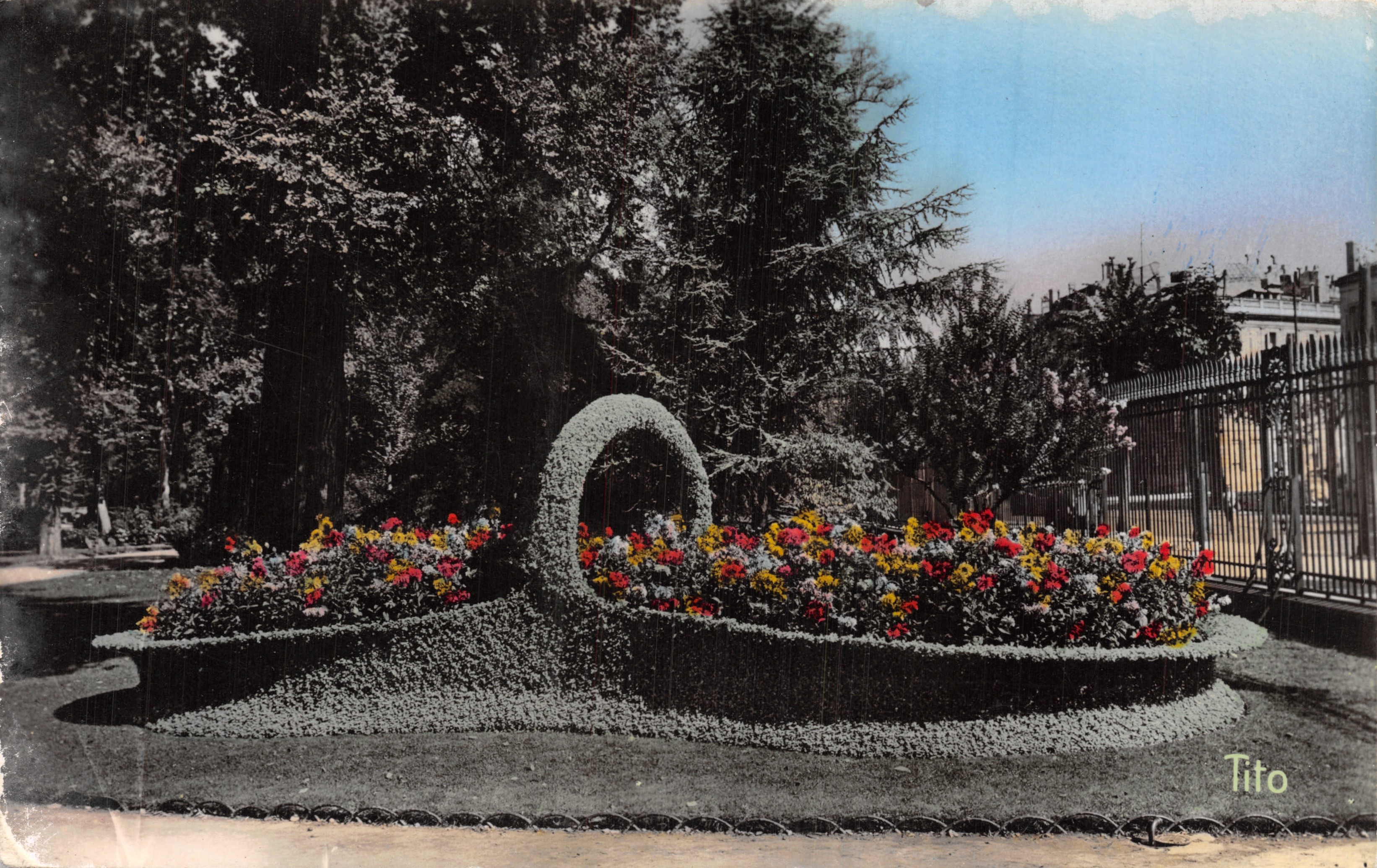 Jardín Público — La Cesta — editor Tito