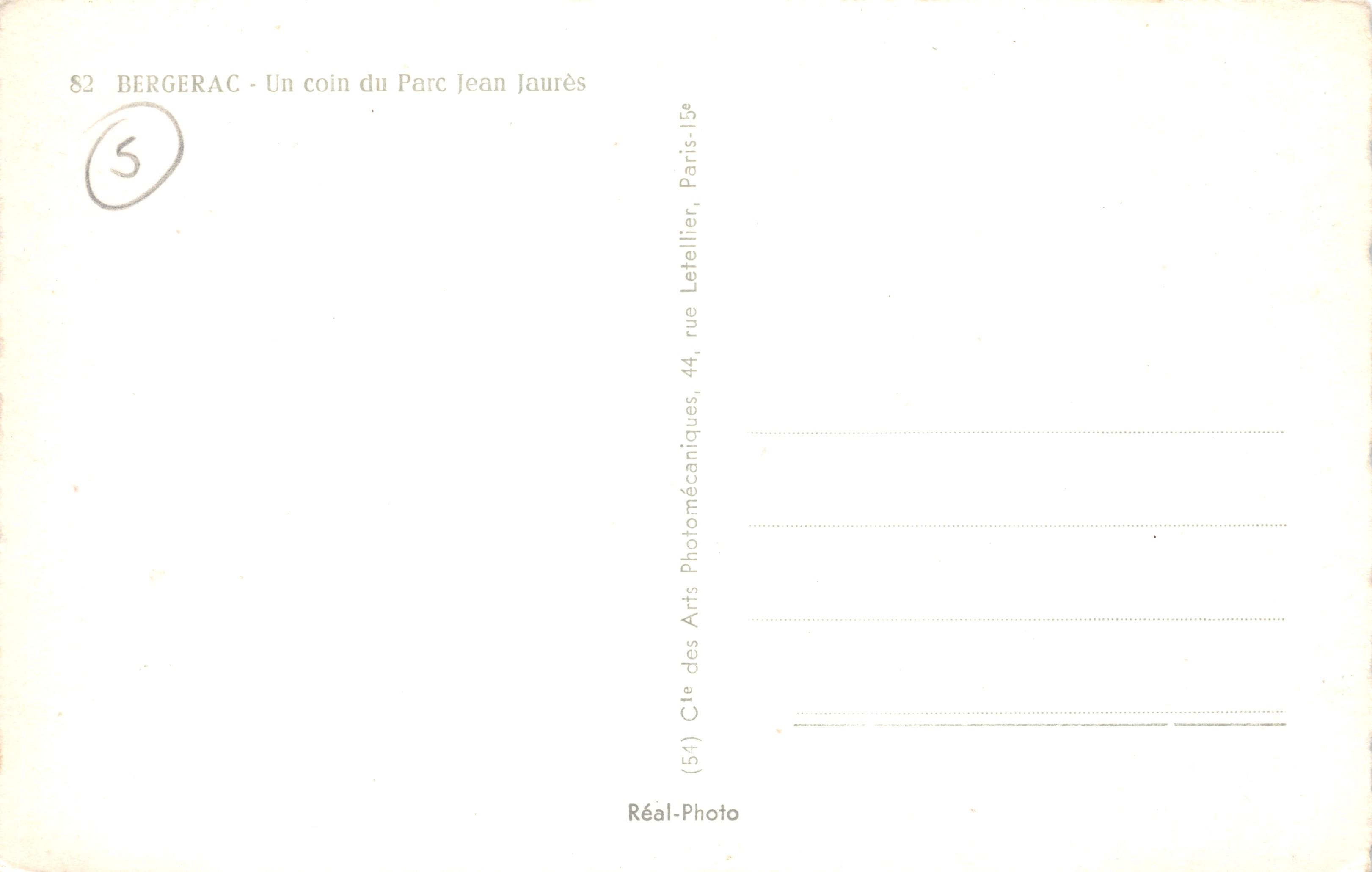 Bergerac — Un rincón del Parc Jean Jaurès — editor Réal-Photo, n.º 82 — Reverso