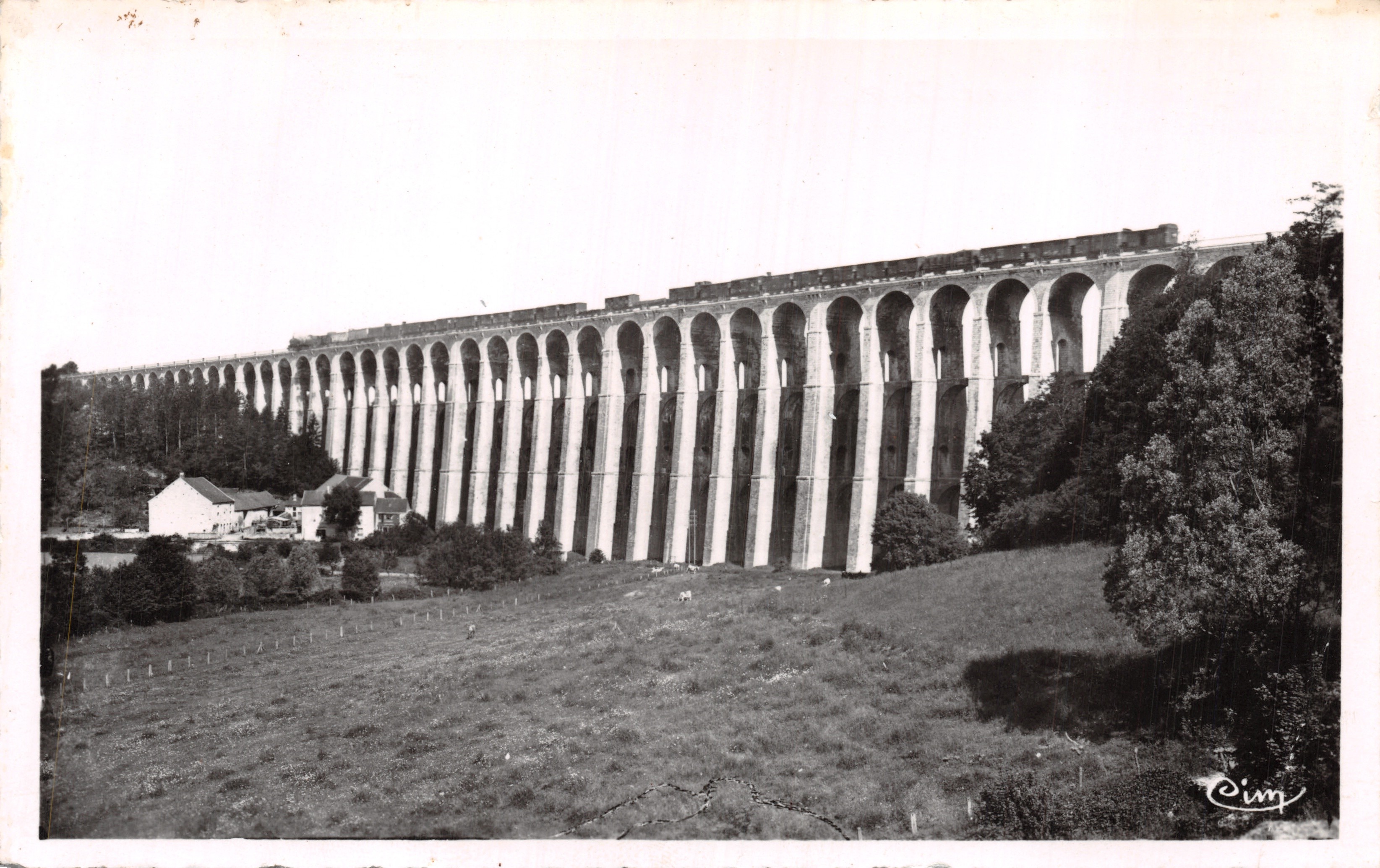Chaumont (Hte-Marne) — Viaduc van 654 meter lang en 52 meter hoog — uitgever CIM