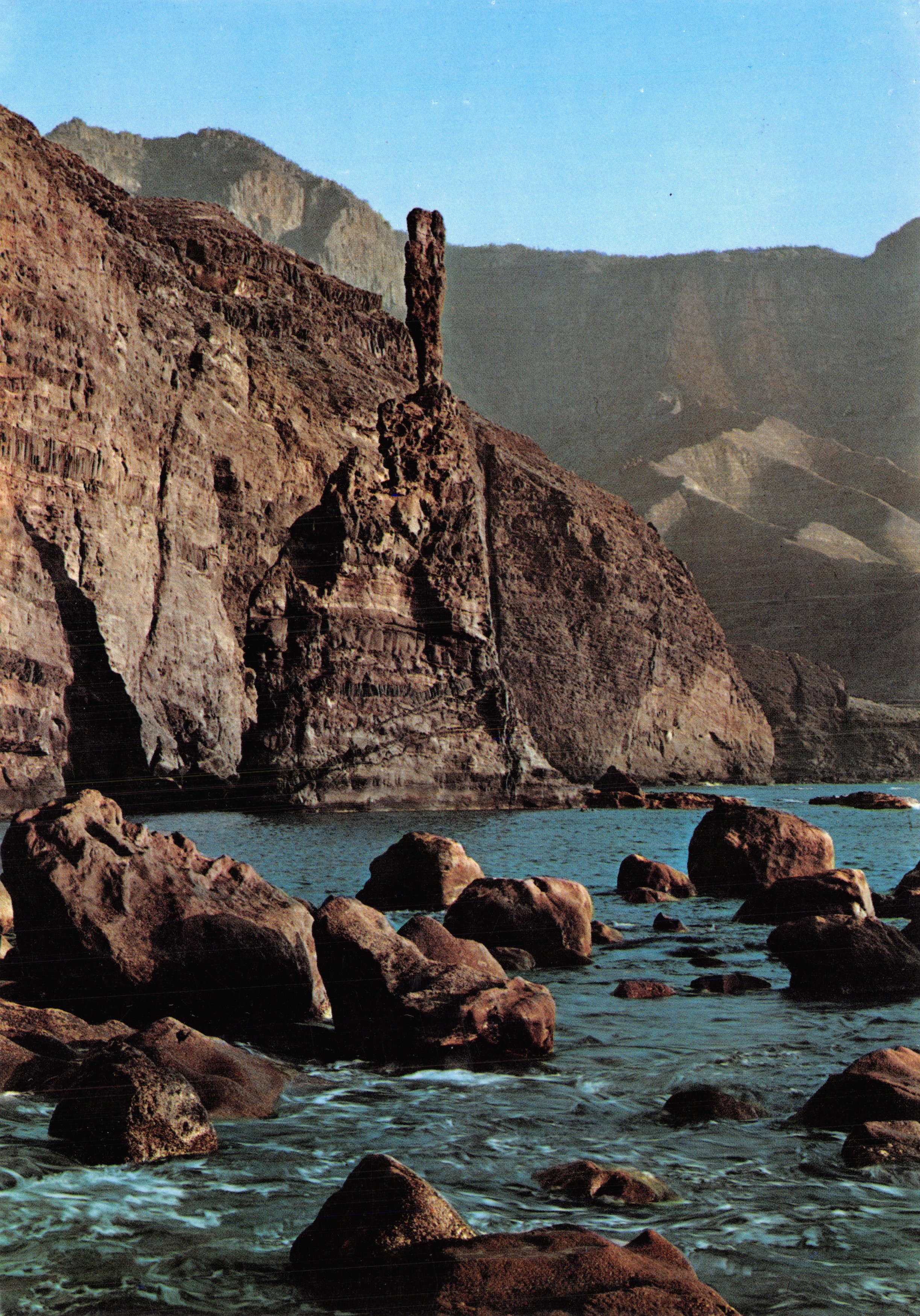 Le Dédé de Dios — fenómeno geológico costero — editor GLOBAL TRADERS, n.º 1.049