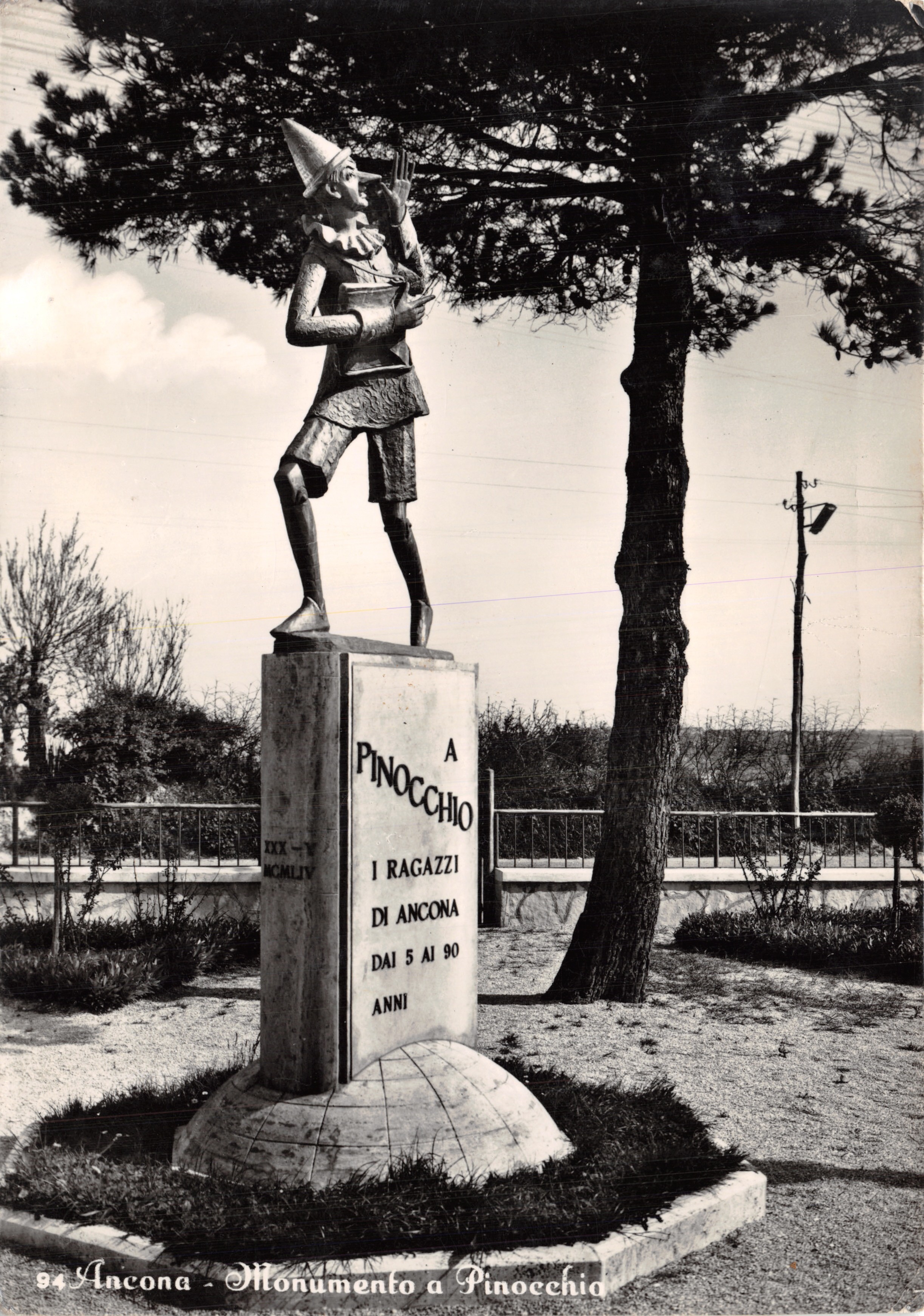 Ancona — Monumento a Pinocchio — Fotostampa Angeli - Terni