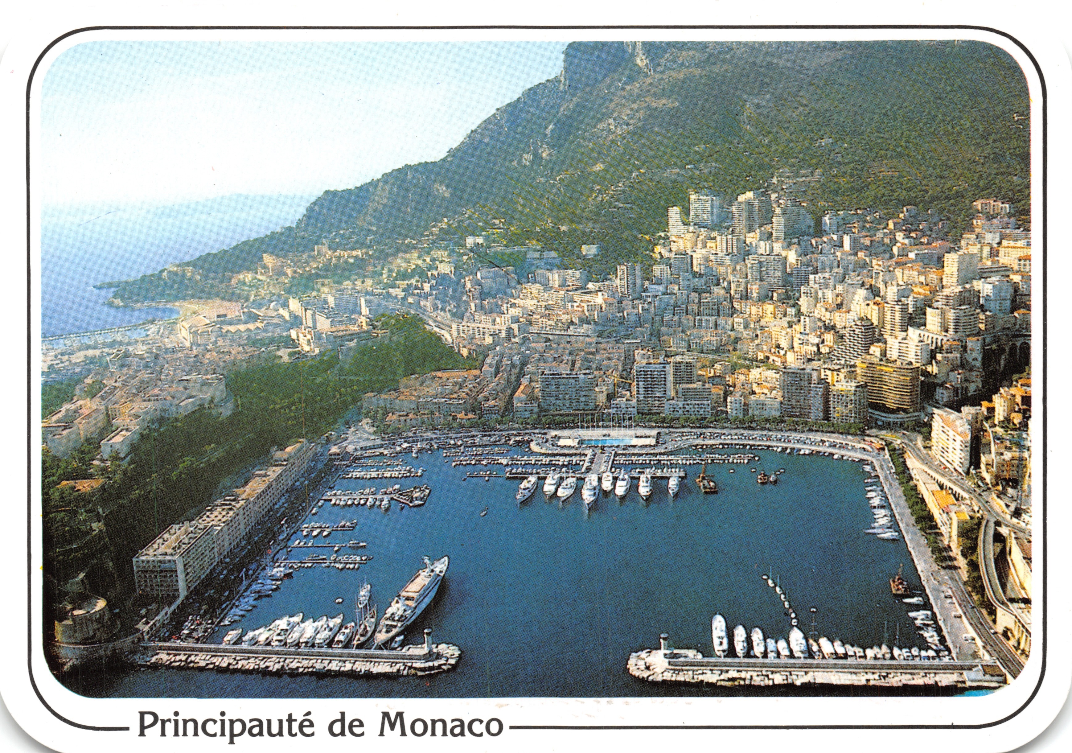 Principato di Monaco — Vista aerea del porto e delle montagne — Editore CIGOGNE