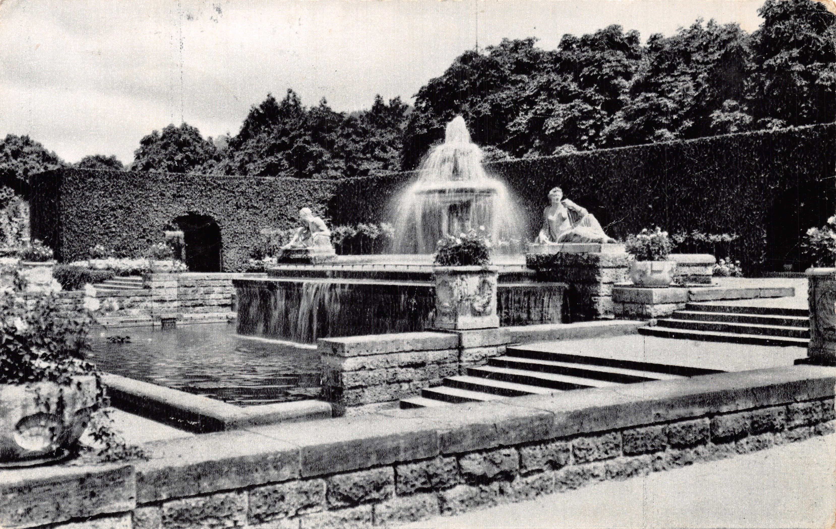 Baden-Baden — Fontaine de la Görner-Anlage — Kunstverlag Herbert, Nr. 8