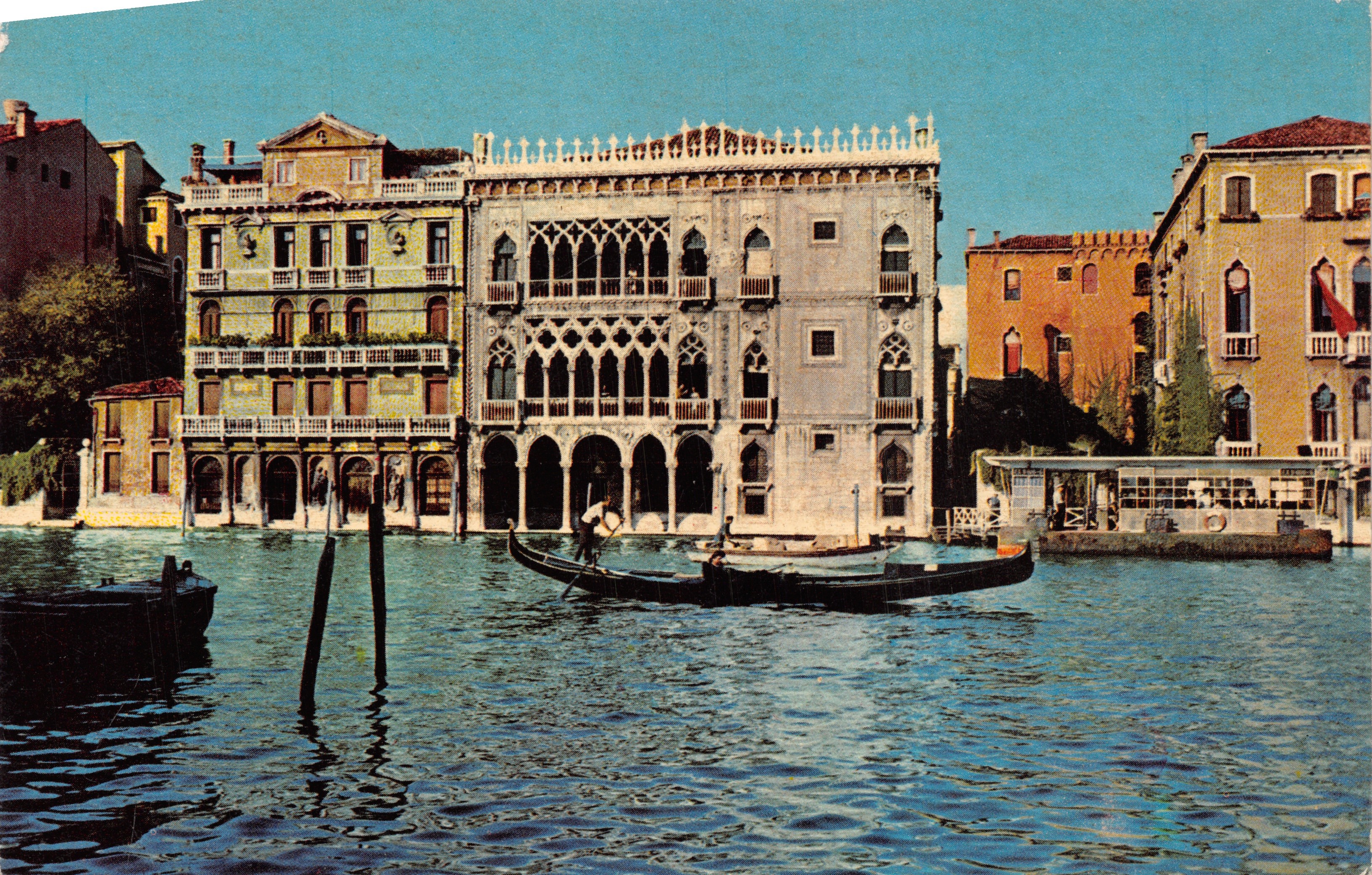 Vénétie — Vue du canal avec le palais Ca' d'Oro — Éditeur Benedetti Roberto, Venise