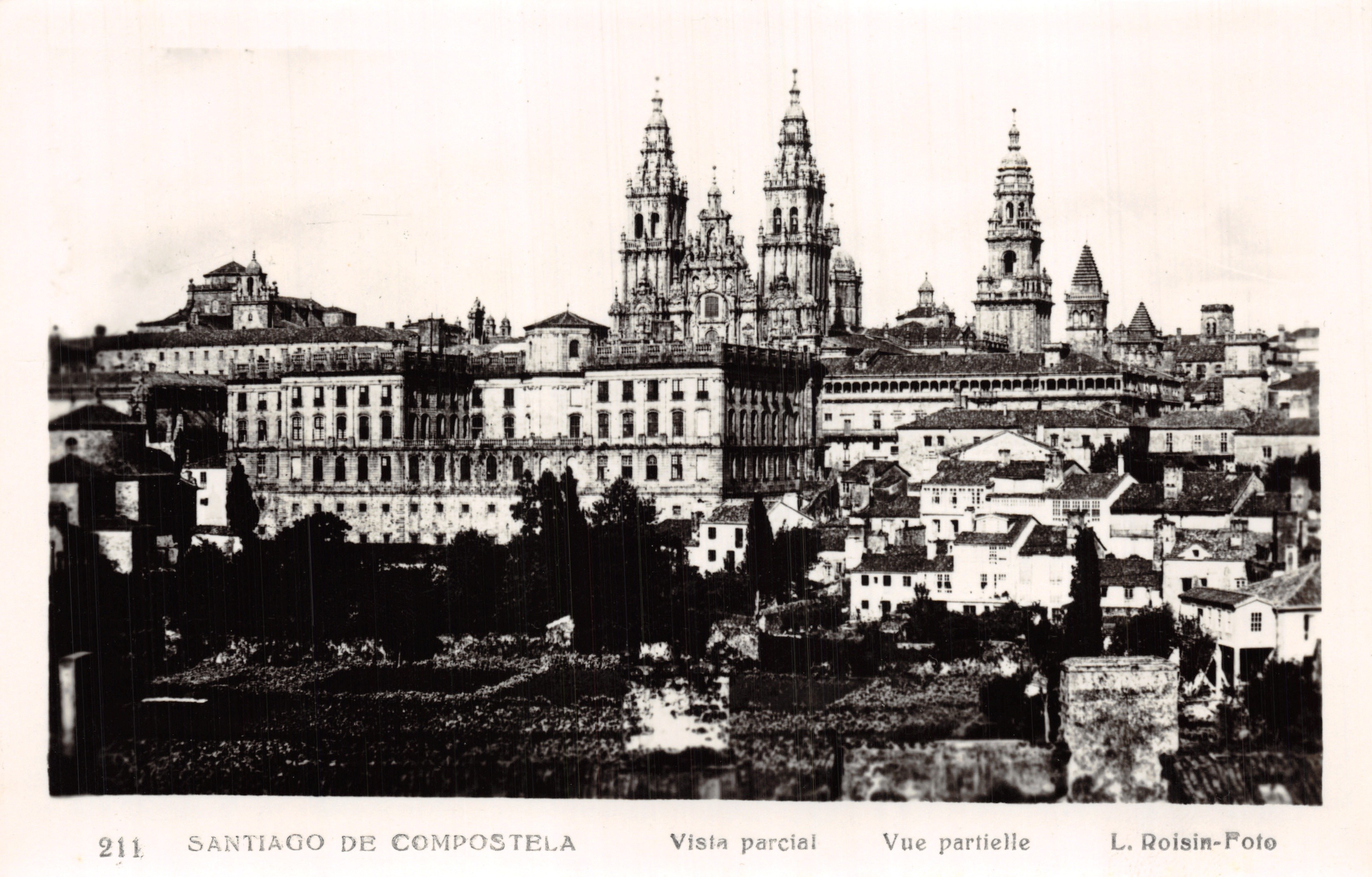 Santiago de Compostela — Teilansicht der Kathedrale — L. Roisin-Foto, Nr. 211