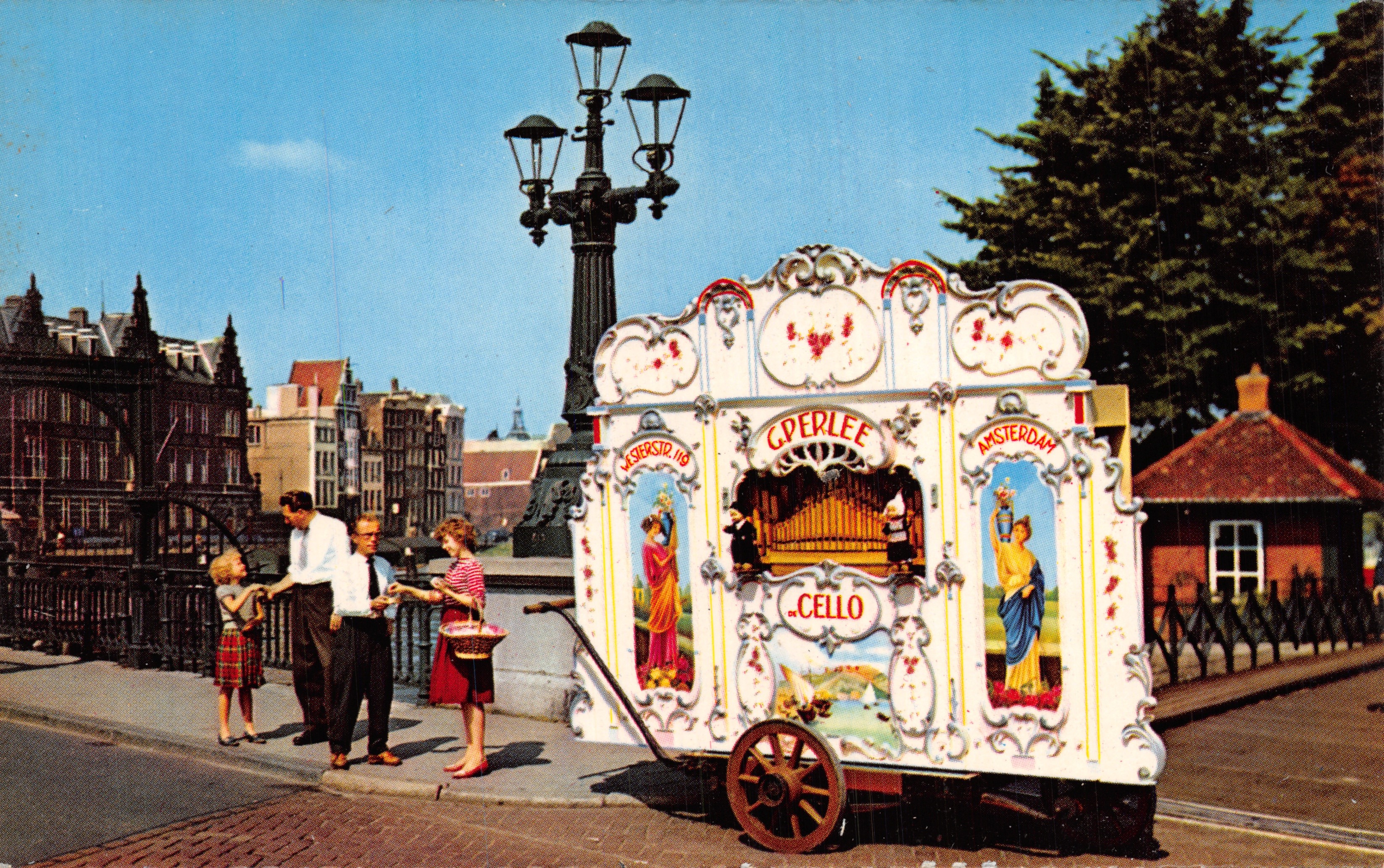 Amsterdam — Draaiorgel met wielen — uitgever Kruidong