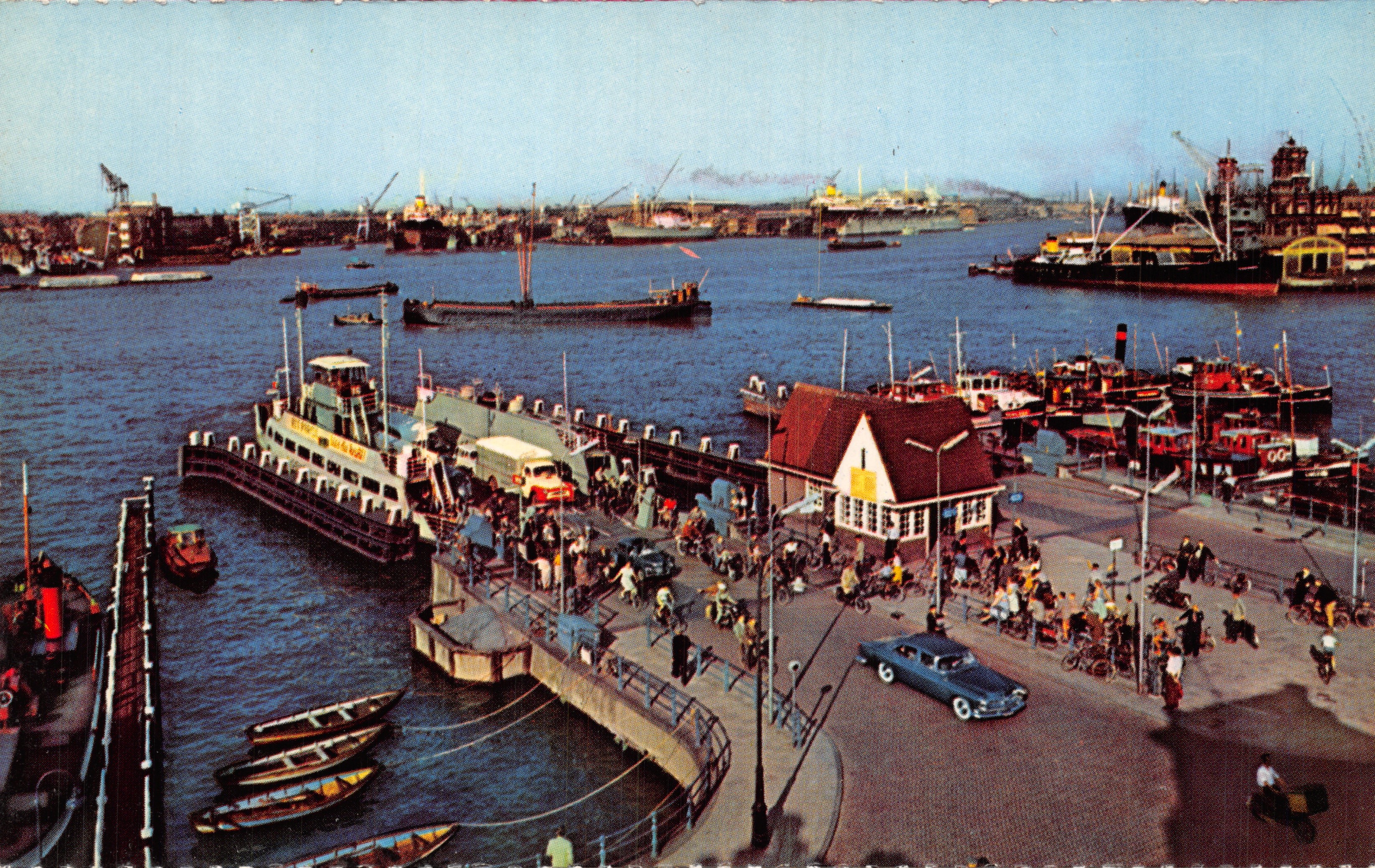 Amsterdam - C. — View van de haven met ferry en kade — uitgever Krüger