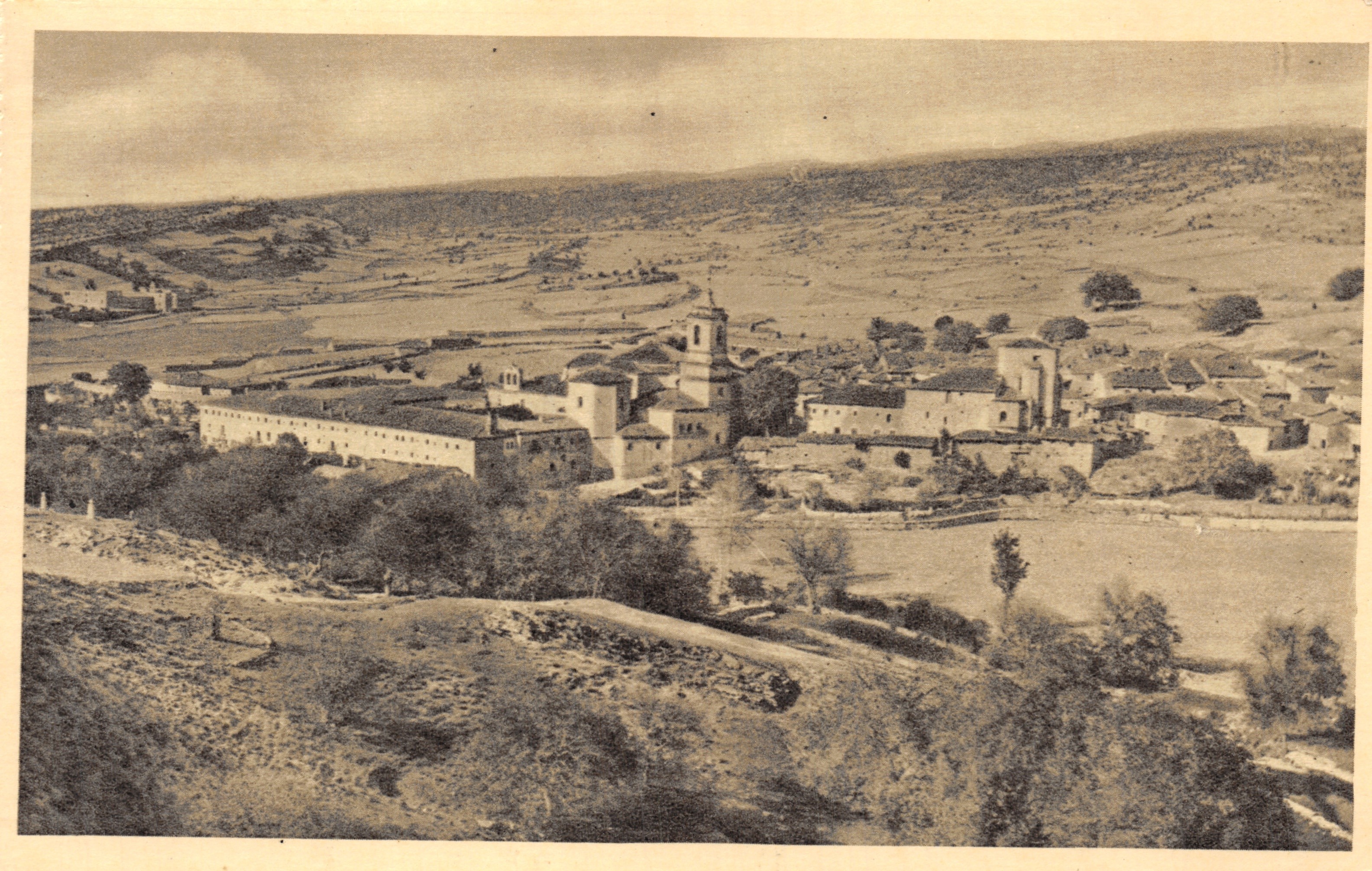 Santuario di Santo Domingo de Silos — vista sud-est — editore HAUSER Y HENET-MADRID
