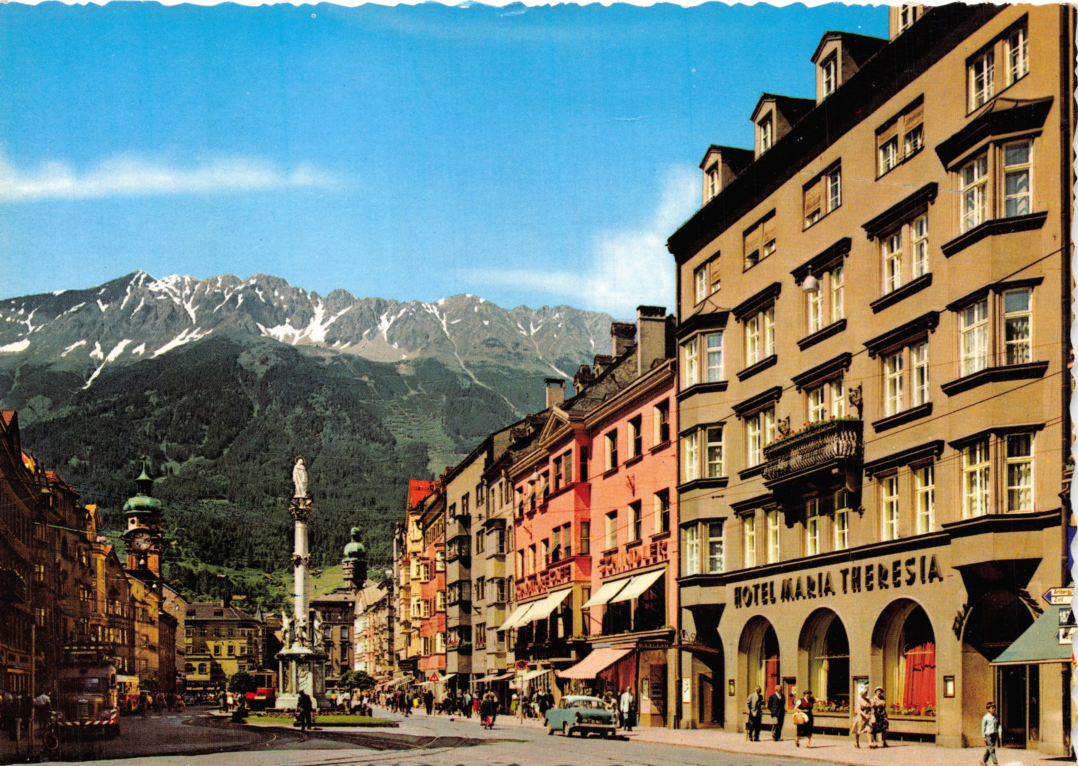 Innsbruck — vista della Maria-Theresien-Straße con l'Hotel Maria Theresia e la Nordkette — editore Alpina & Co. Innsbruck