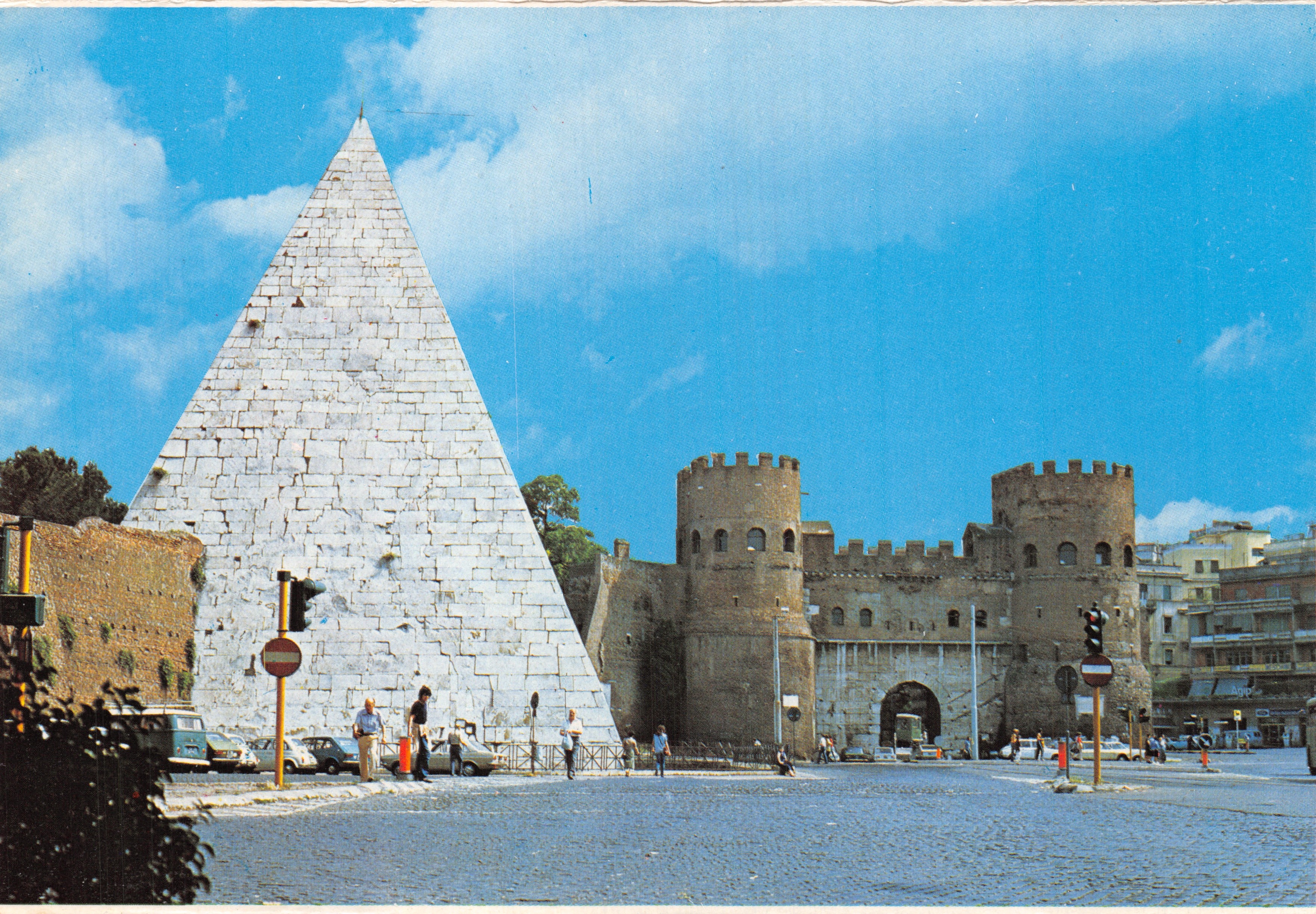 Pyramide de Caio Cestio et Porta San Paolo — monument romain à Rome, éditeur non visible, n° de série non lisible