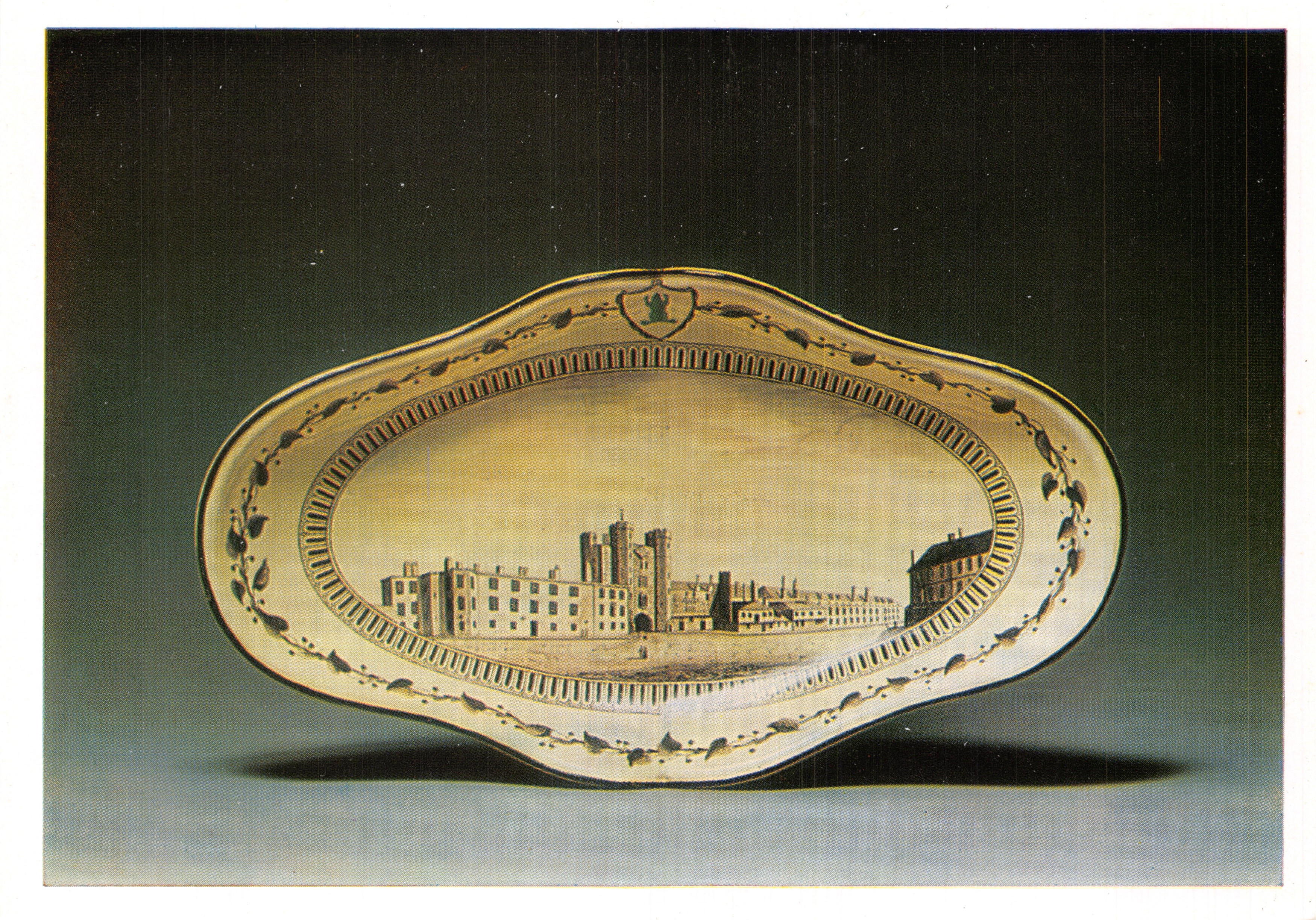 Ansicht des Palastes Saint James — Service « La Grenouille » von Josiah Wedgwood — Verlag Aurora Art Publishers, Léningrad