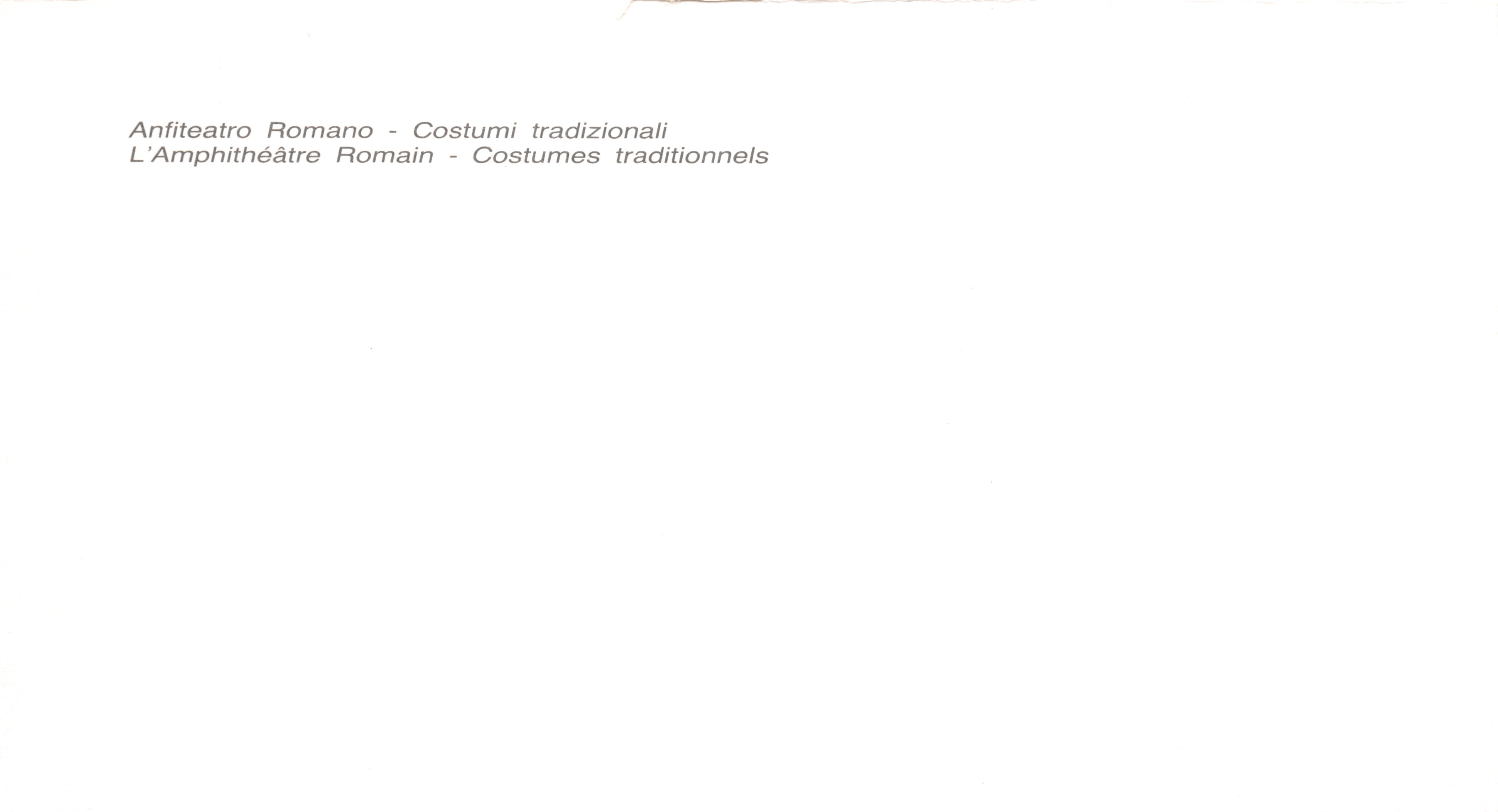 Anfiteatro Romano — scena con costumi tradizionali — editore non visibile — Verso