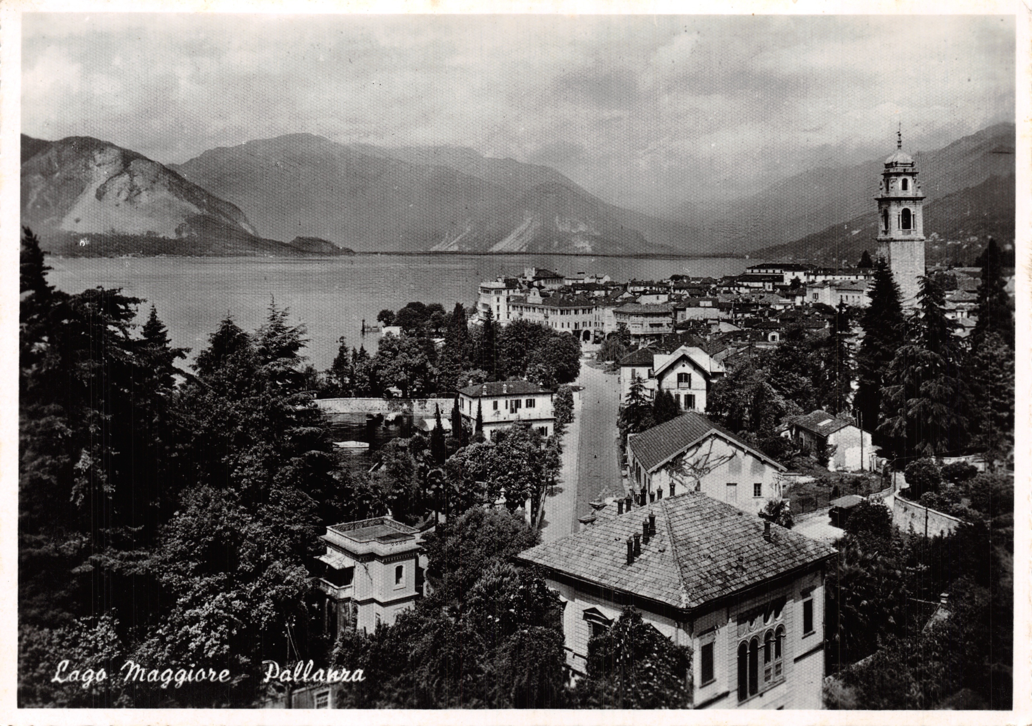Lago Maggiore - Pallanra — vue panoramique avec édifice religieux et montagnes en arrière-plan, éditeur Fotostampa Pergiori