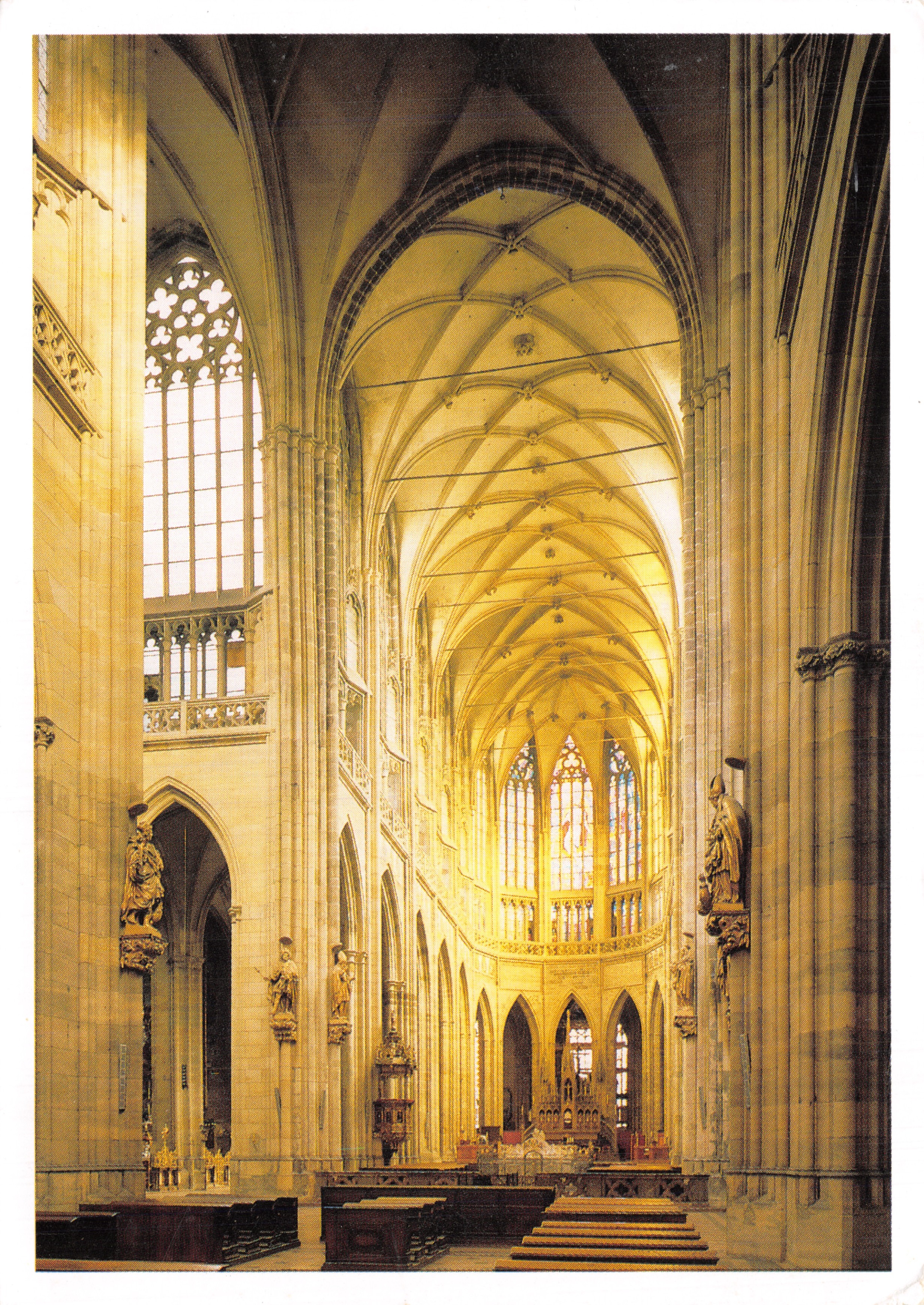 Interno della cattedrale di San Vito — Praga — editore ARTFOTO
