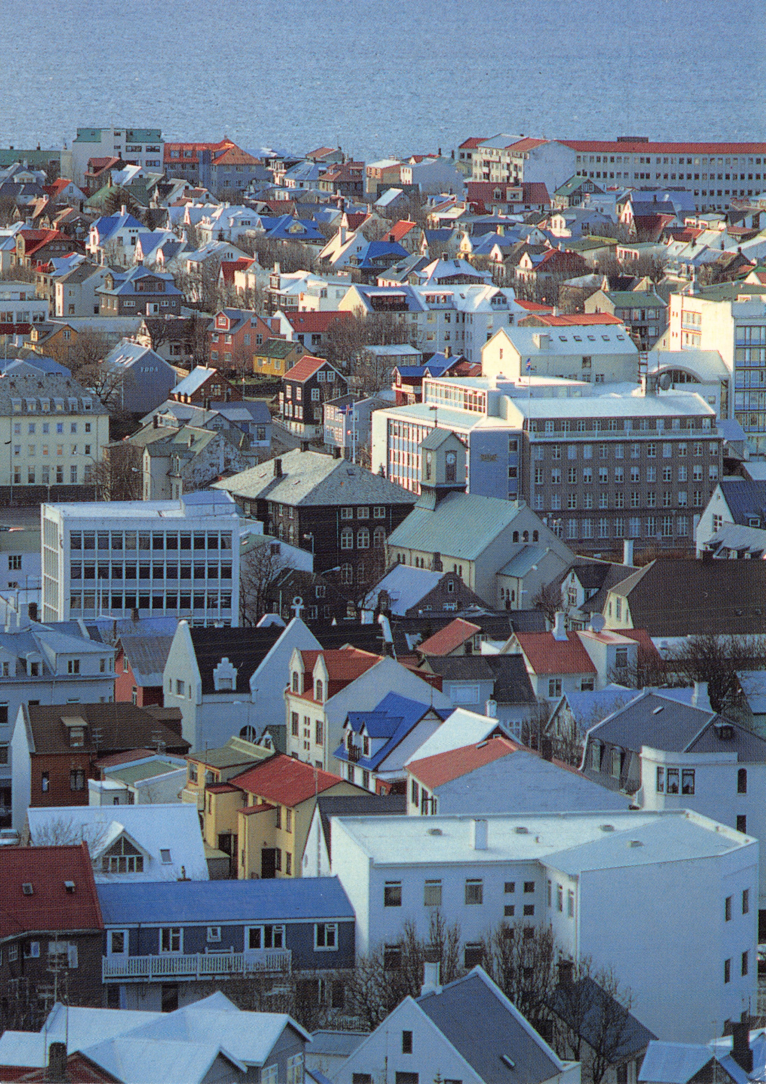 Vue aérienne des toits colorés de Reykjavik — éditeur Published by Solarfilm, Reykjavik