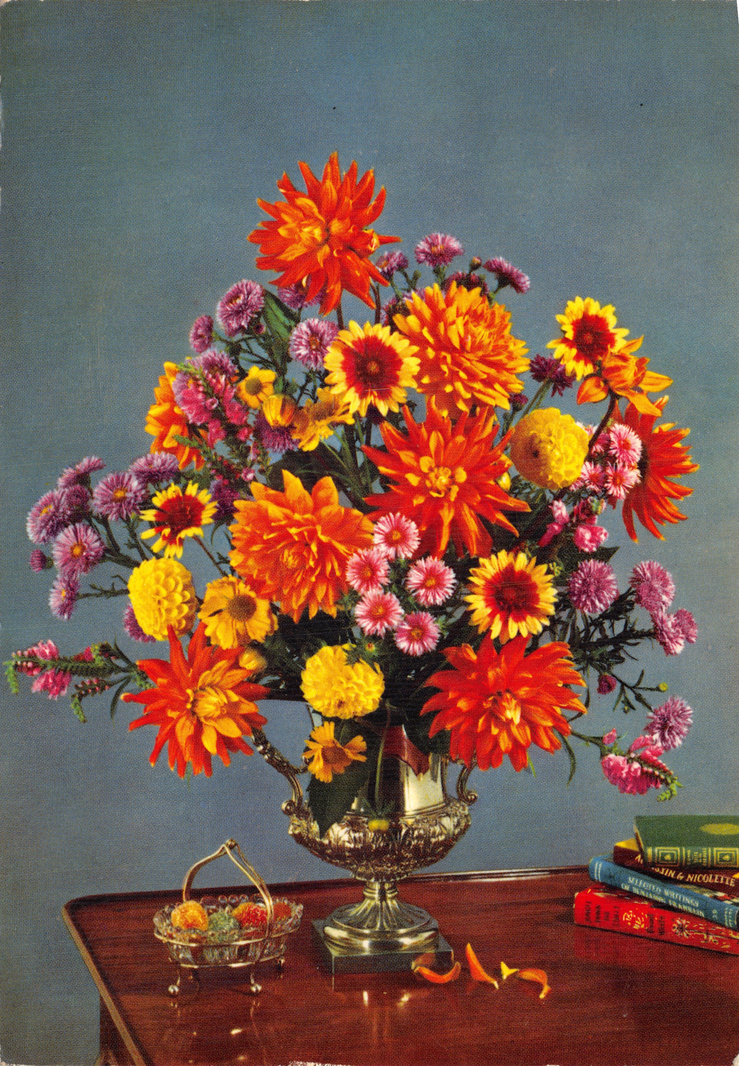 Bouquet di dahli e aster — composizione floreale — editore ICEA, n. 154/9