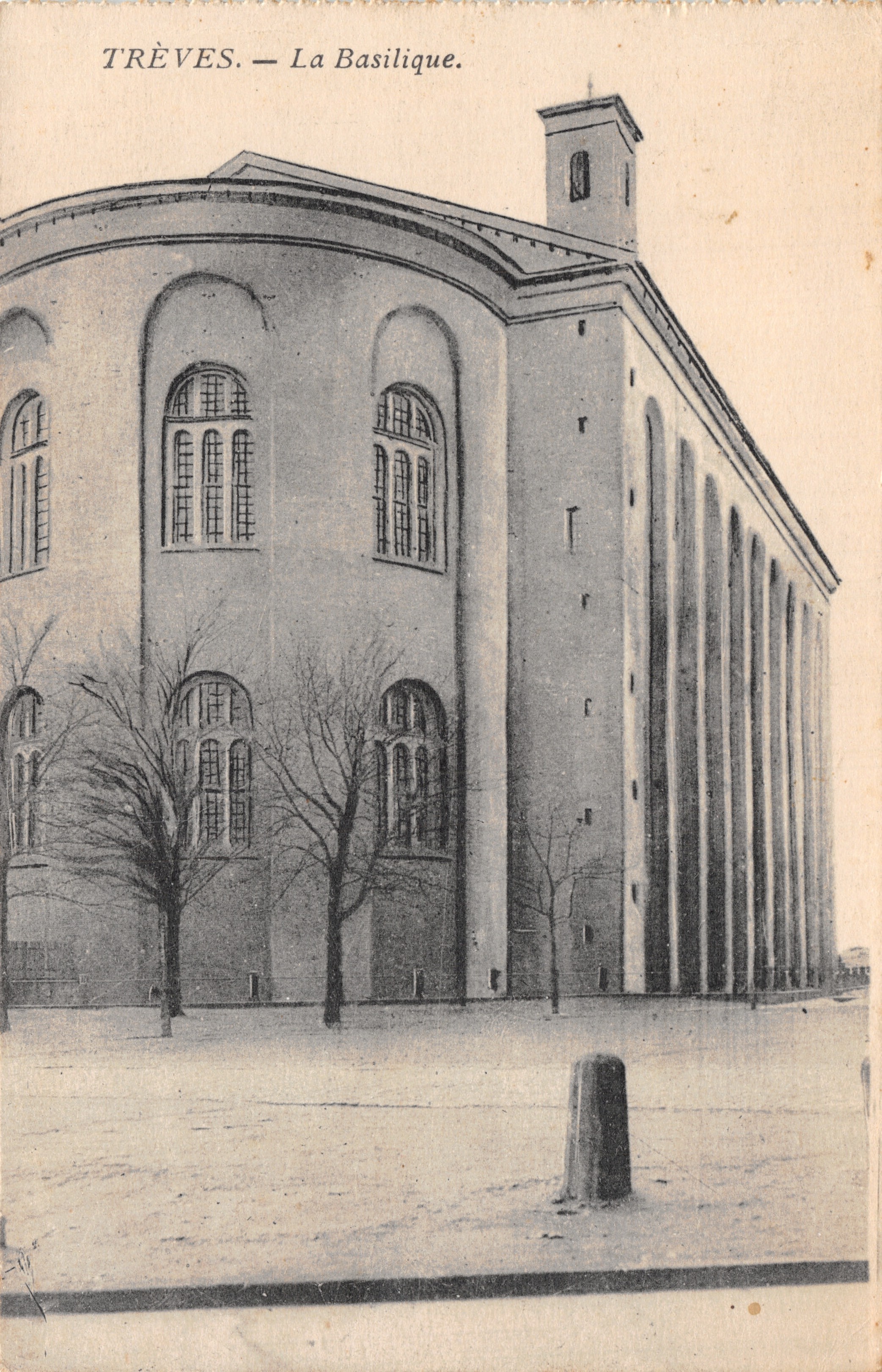 Trier — De Basiliek. Uitgever: 'De Basiliek' (gedrukt boven en onder)
