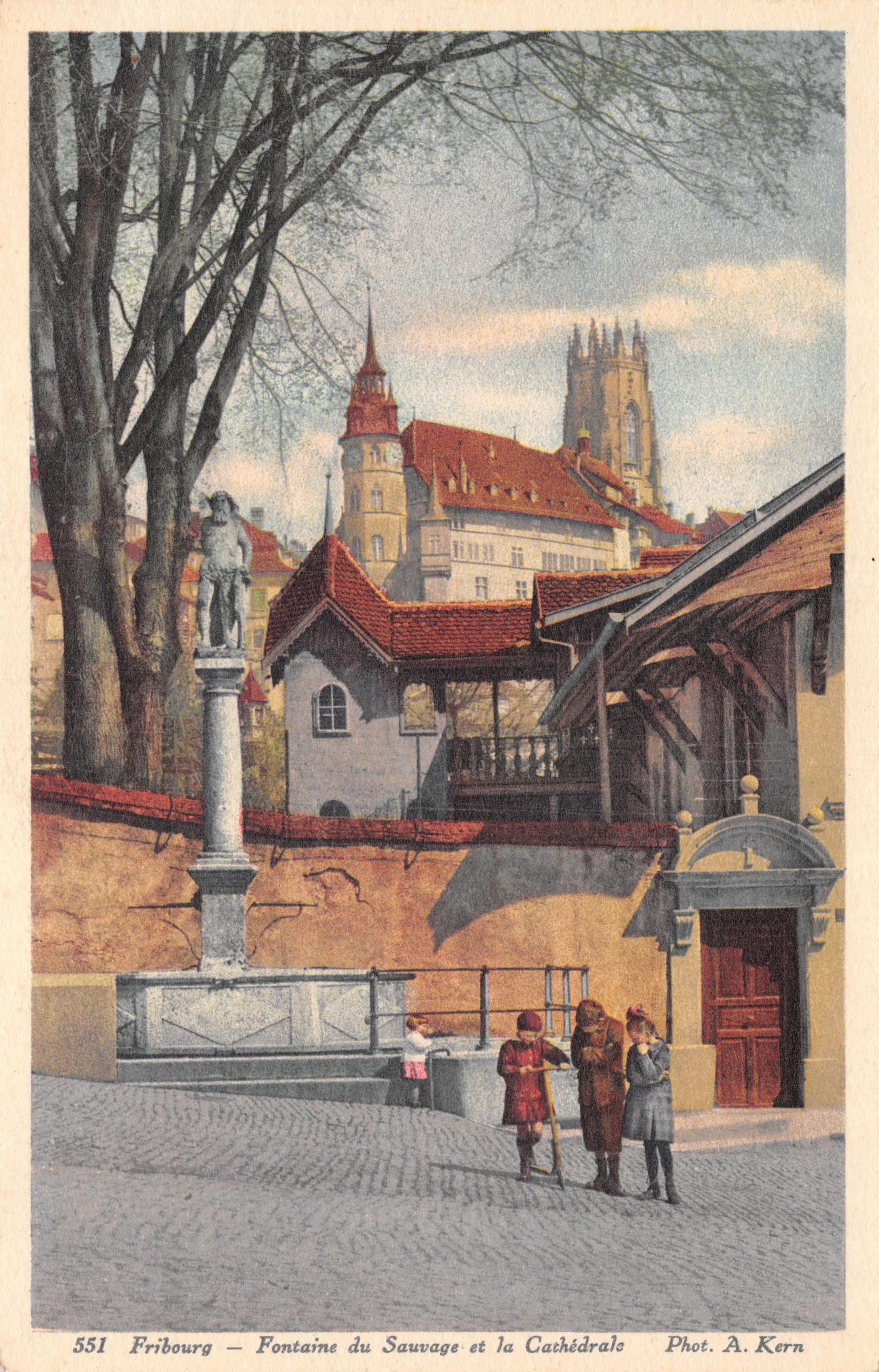 Fribourg — Fontanna Sauvage i Katedra — Fot. A. Kern, nr 551