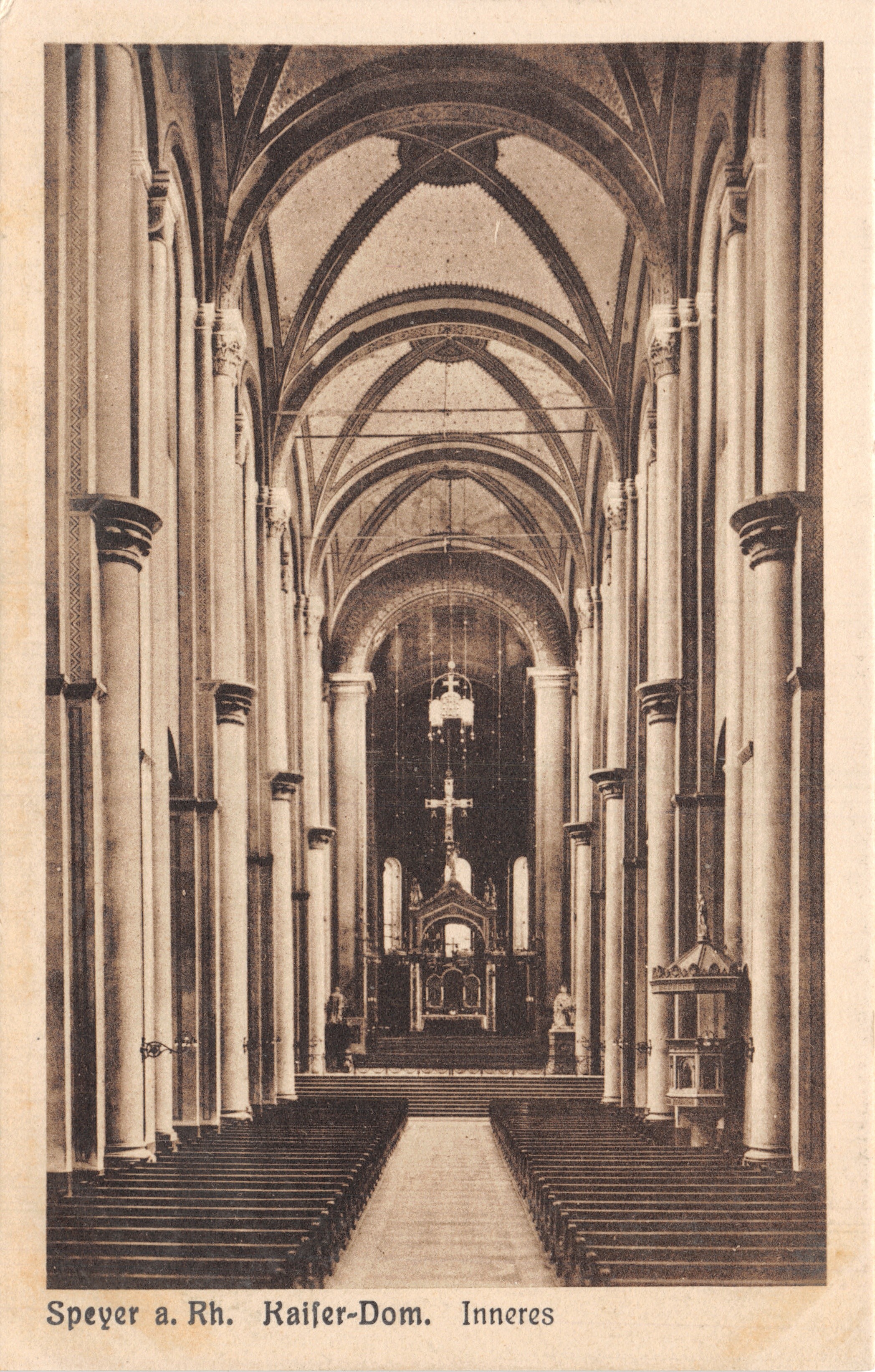 Speyer a. Rh. - Catedral Imperial — interior de la catedral imperial