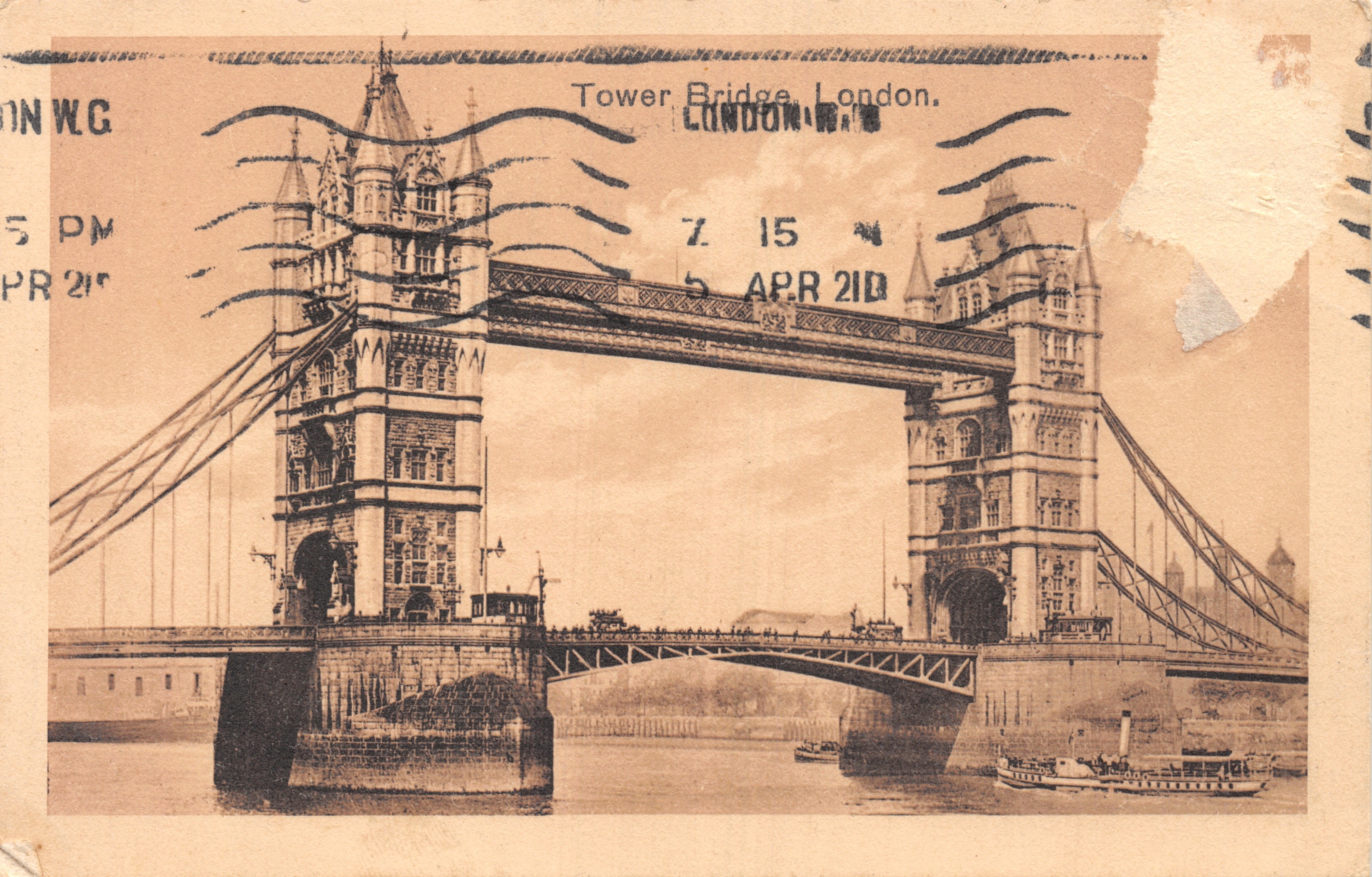 Tower Bridge, Londen — overzicht van het brug en het rivier met boot — uitgever CORBEIL (Nr. 2)